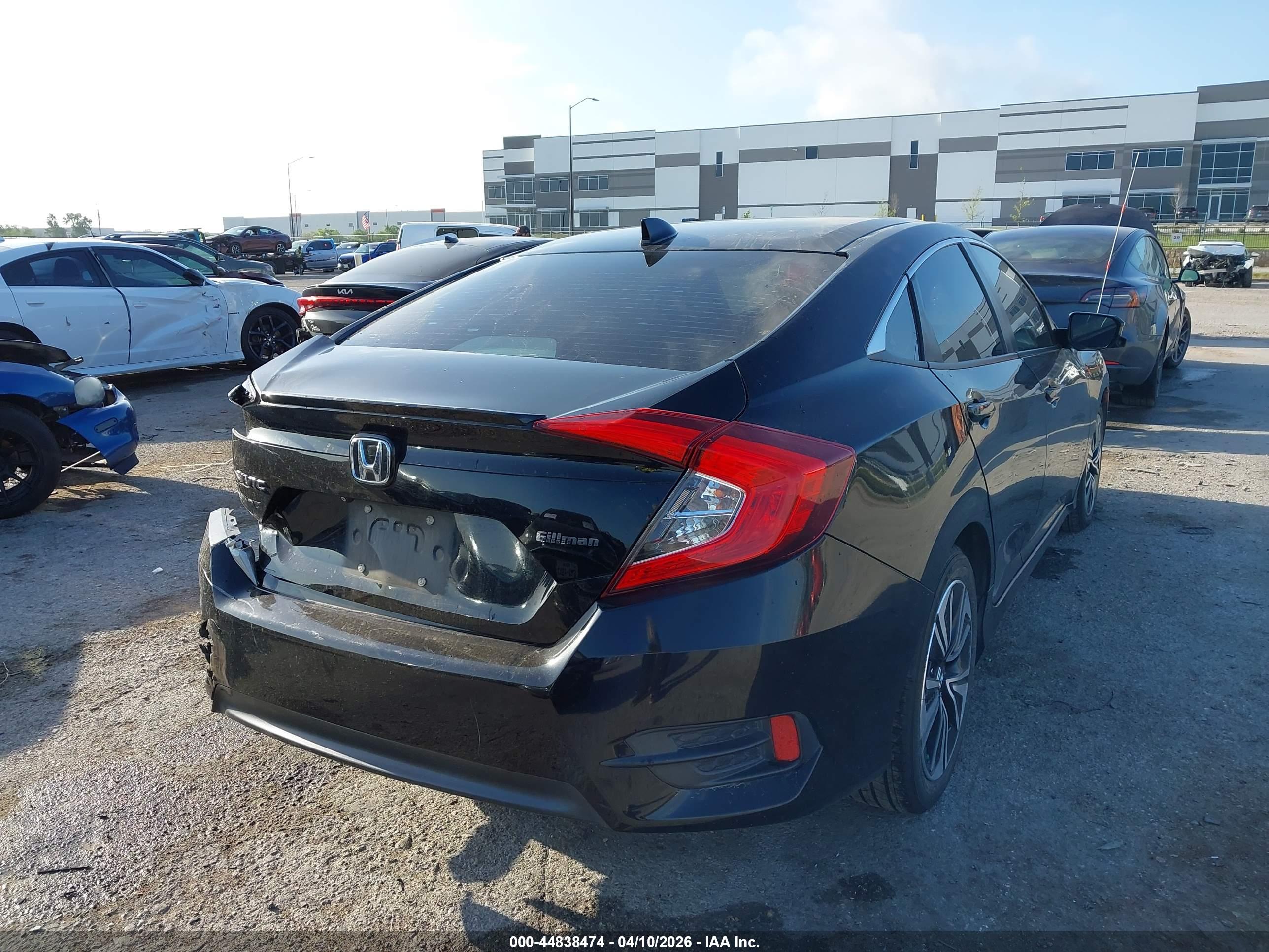 HONDA CIVIC image 4