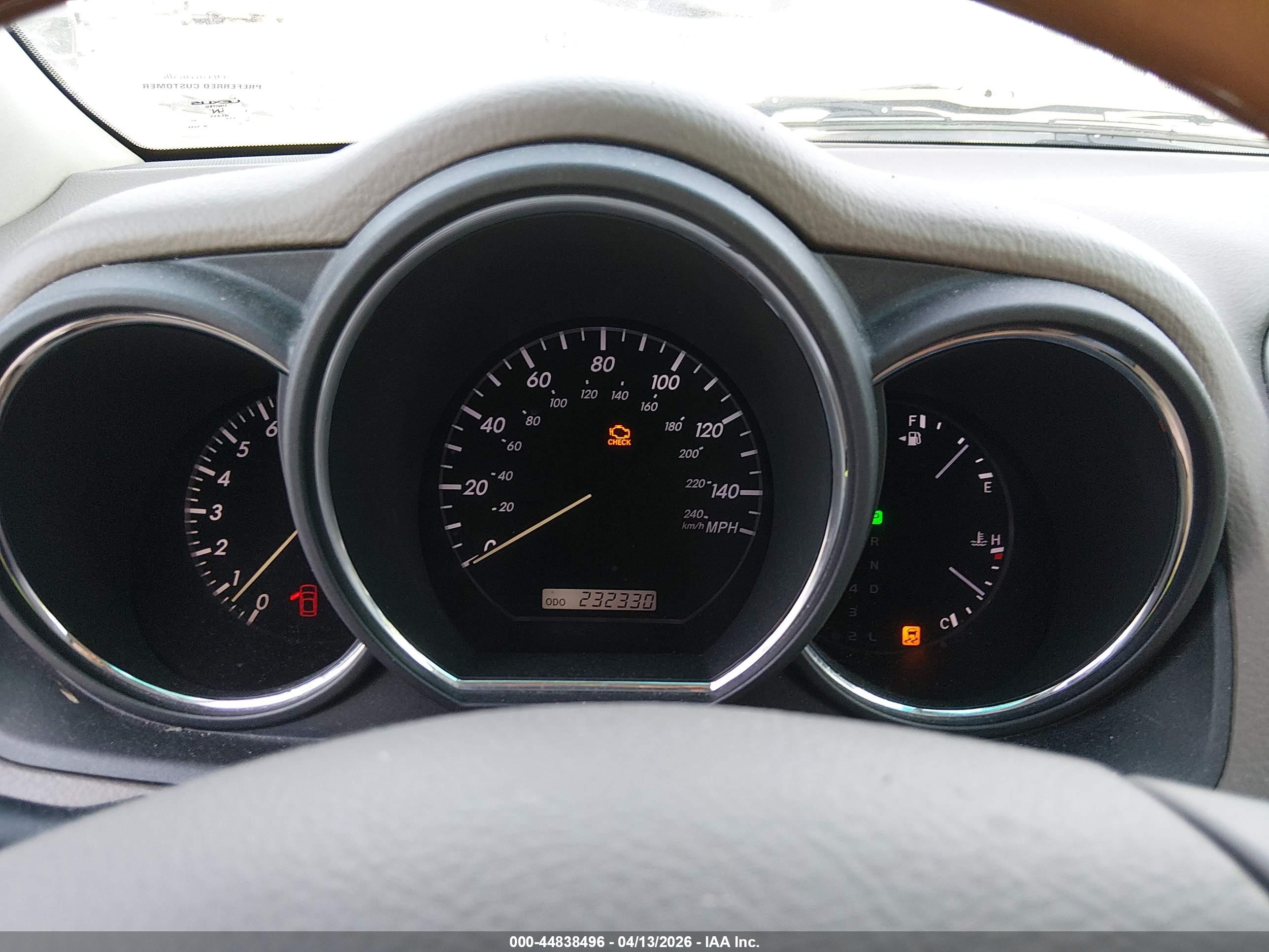 LEXUS RX image 7