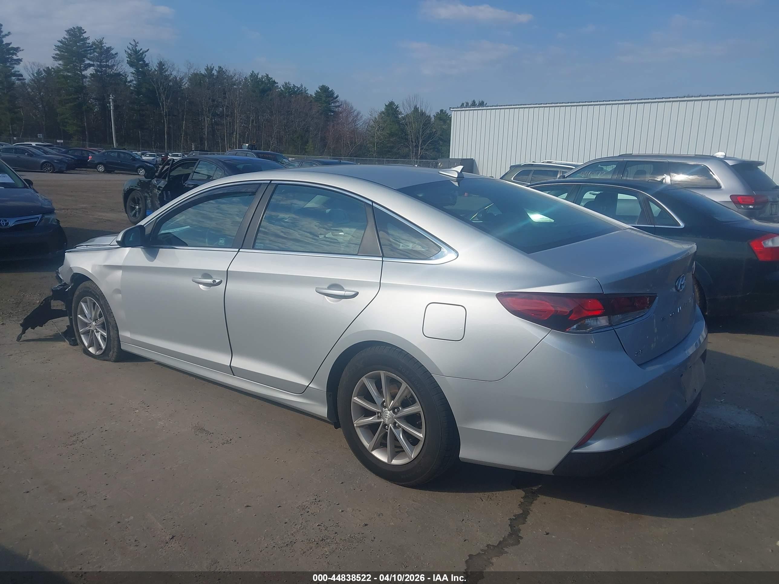 HYUNDAI SONATA image 3