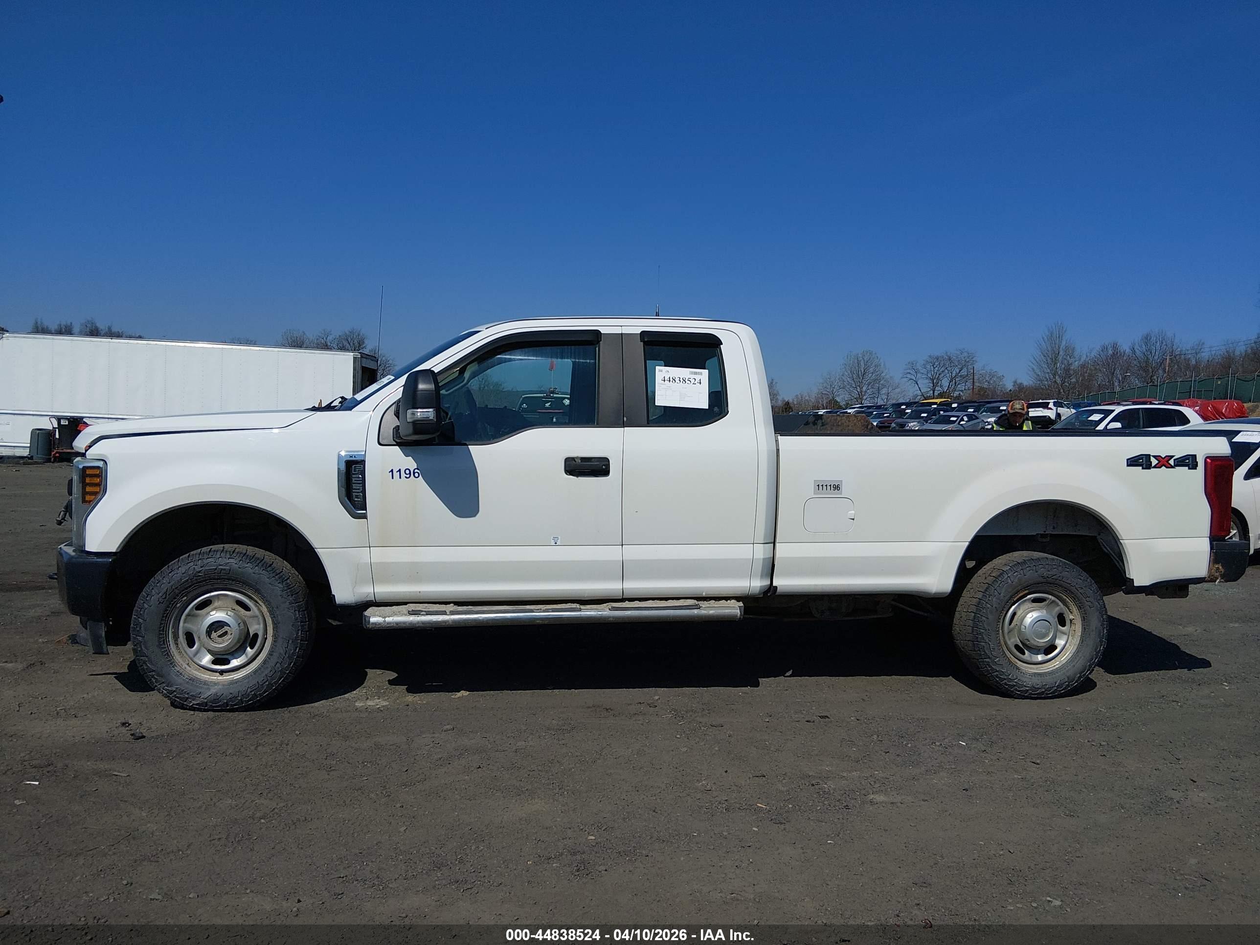 FORD F-250 image 6