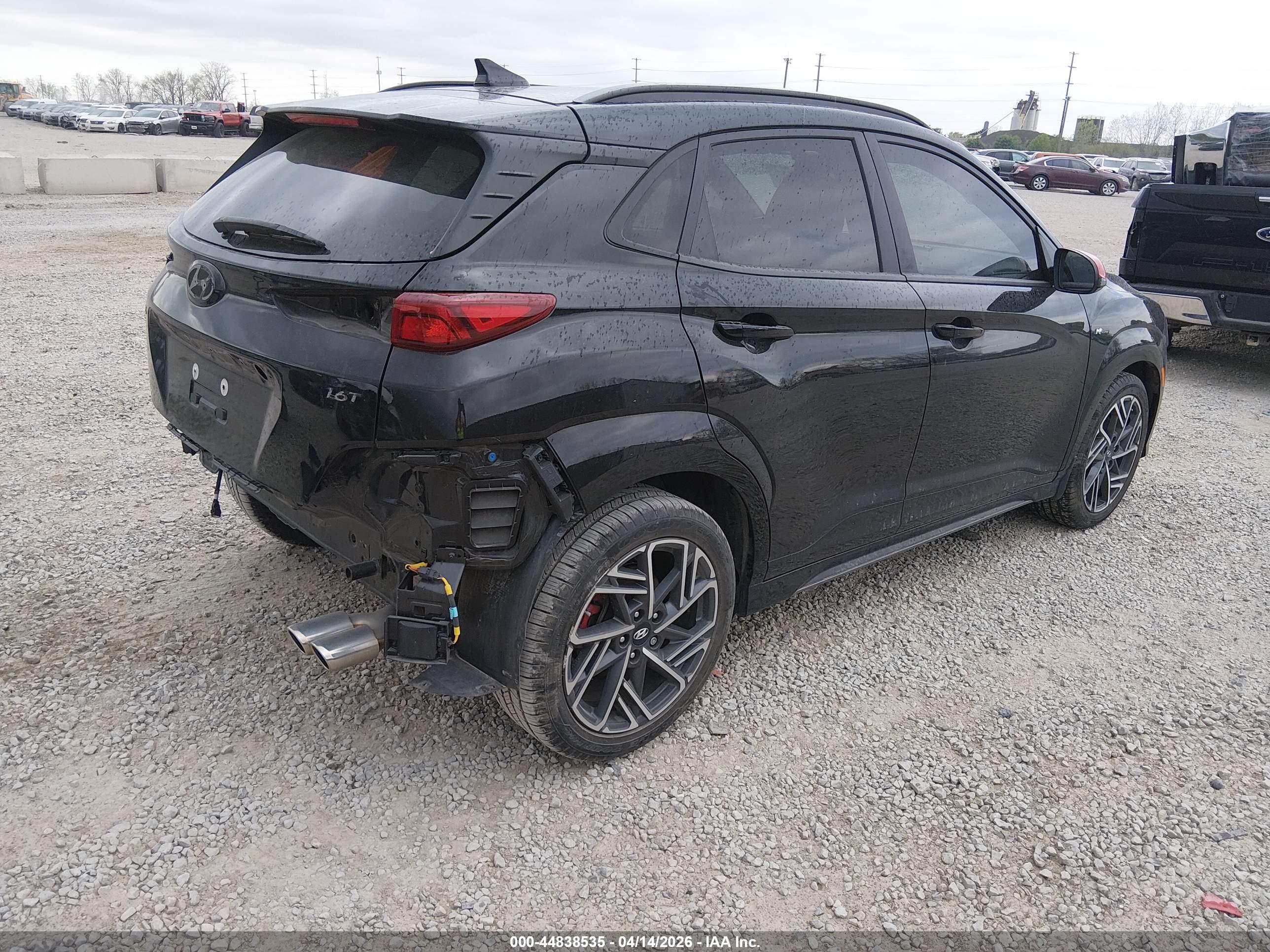 HYUNDAI KONA image 4