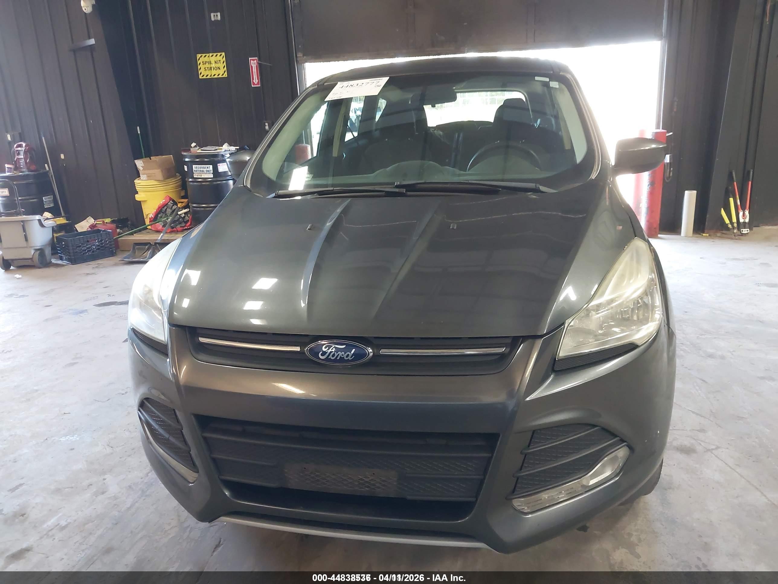FORD ESCAPE image 6