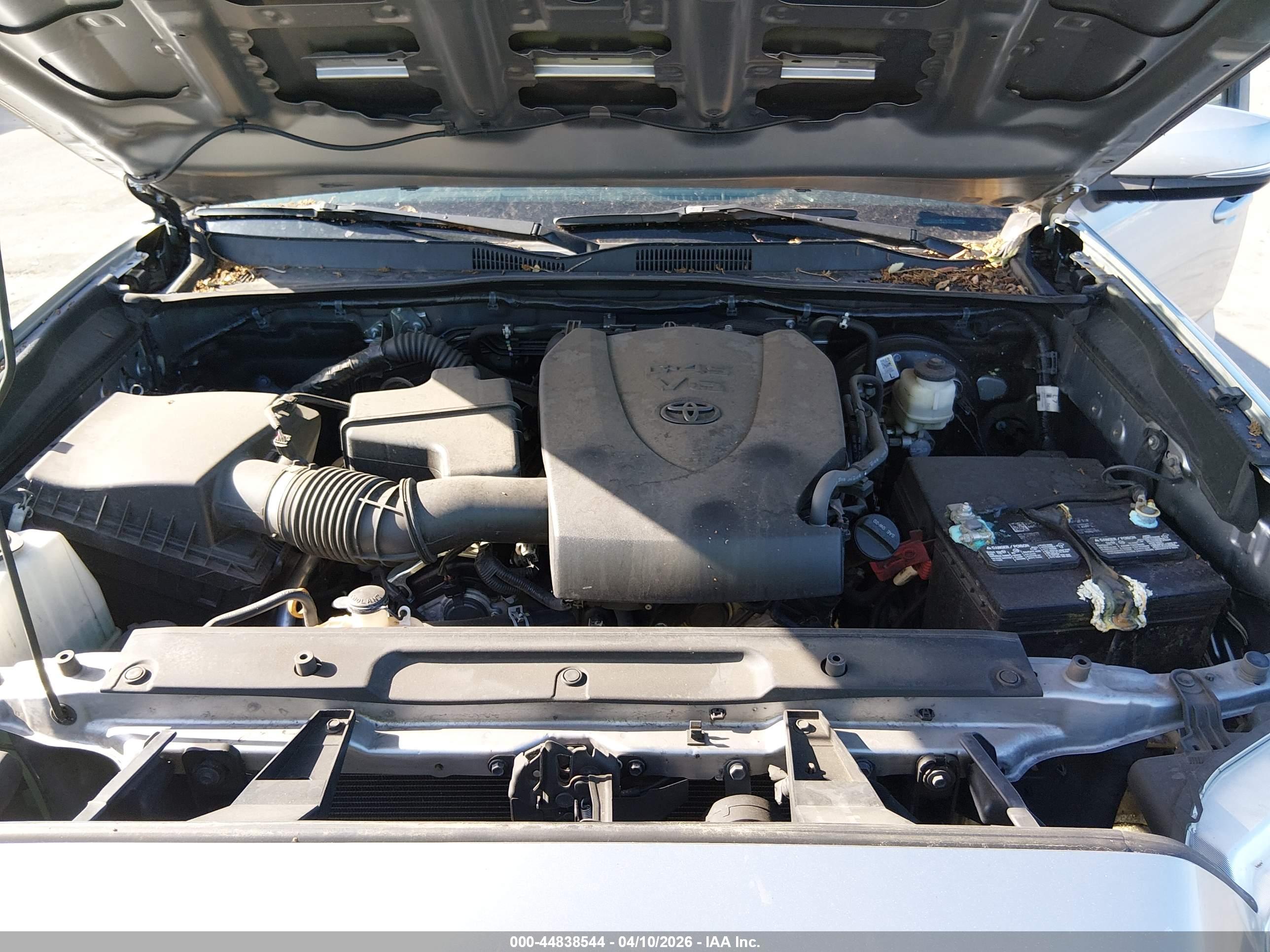 TOYOTA TACOMA image 10