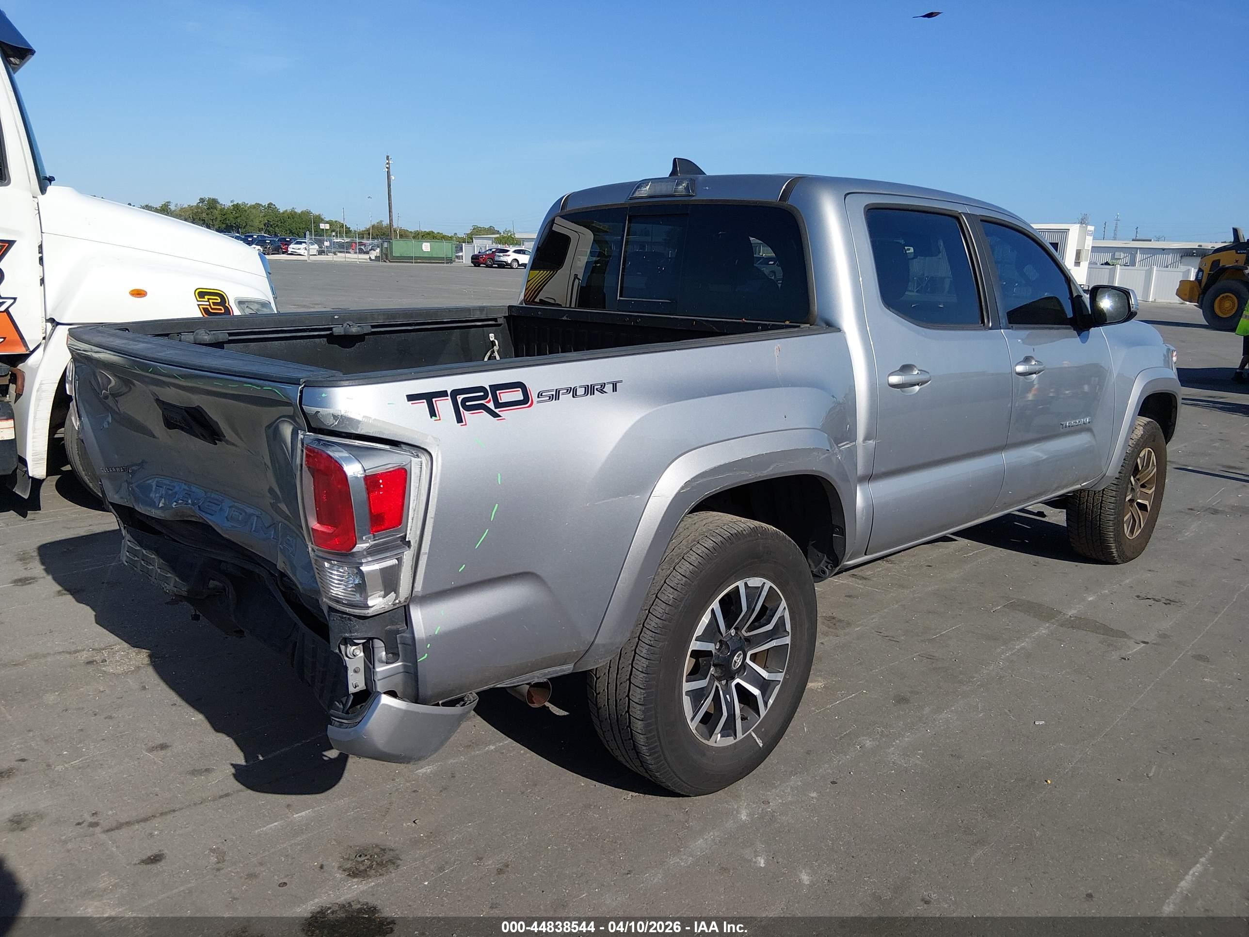TOYOTA TACOMA image 4