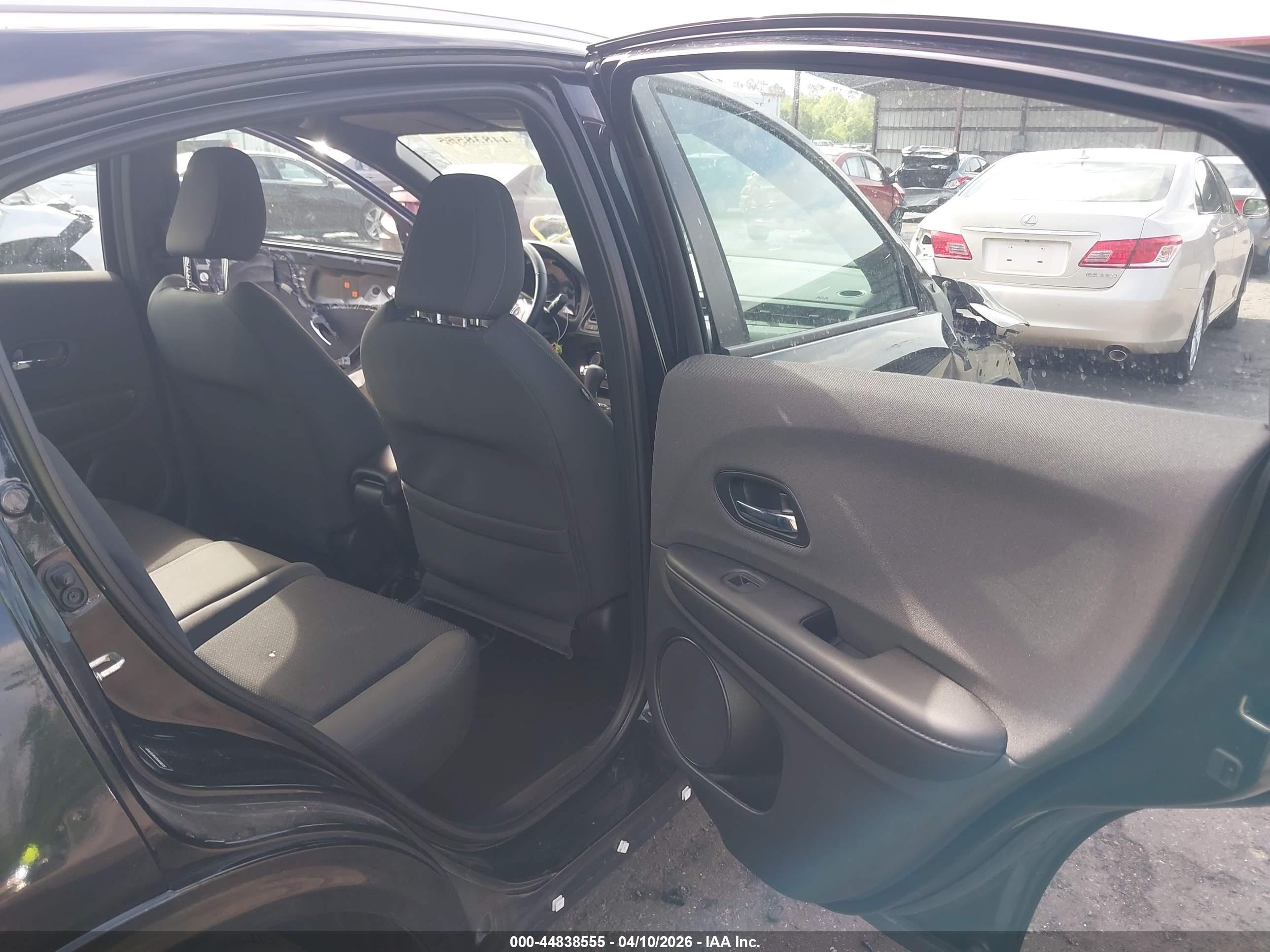 HONDA HR-V image 8