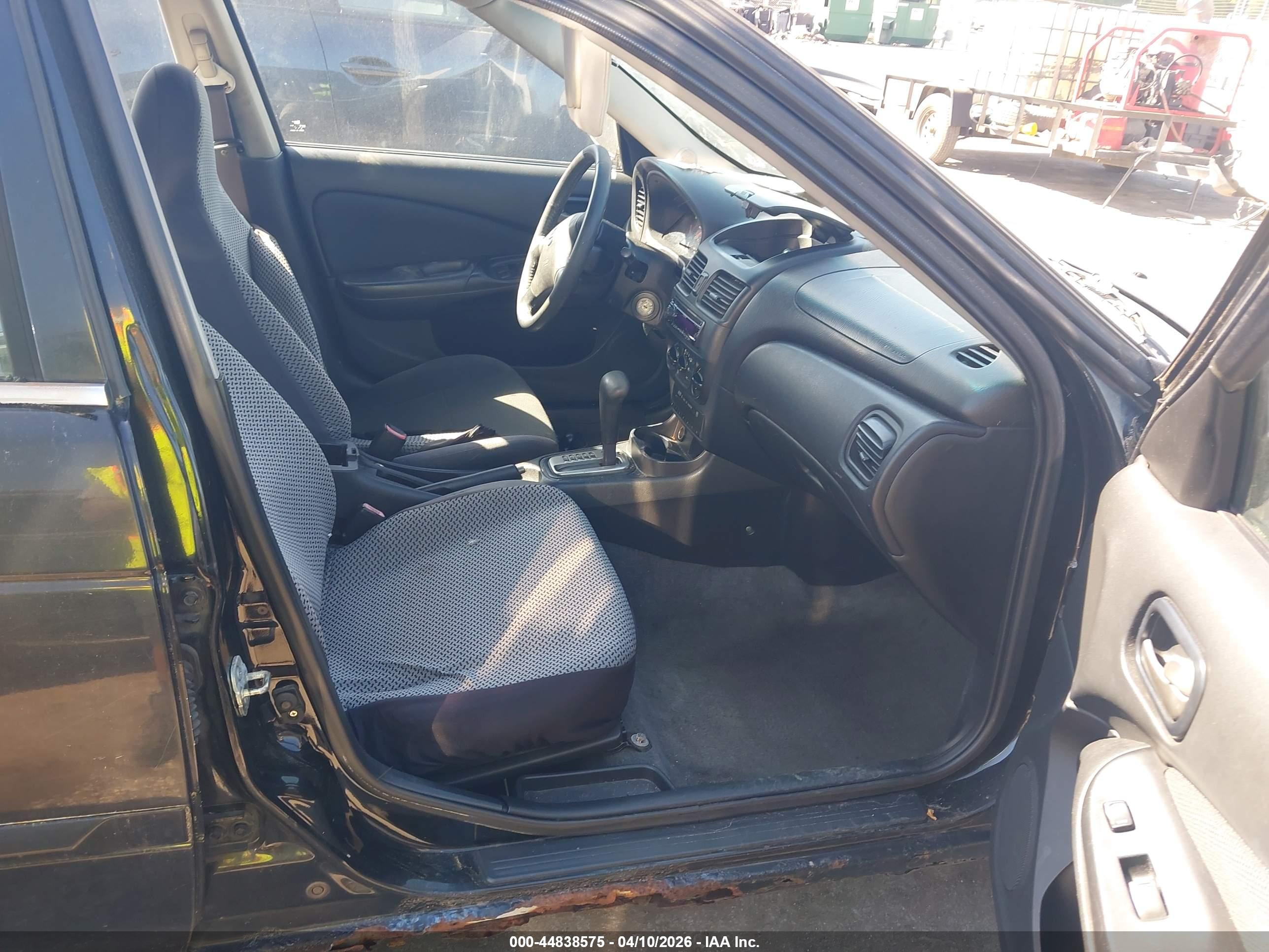 NISSAN SENTRA image 5
