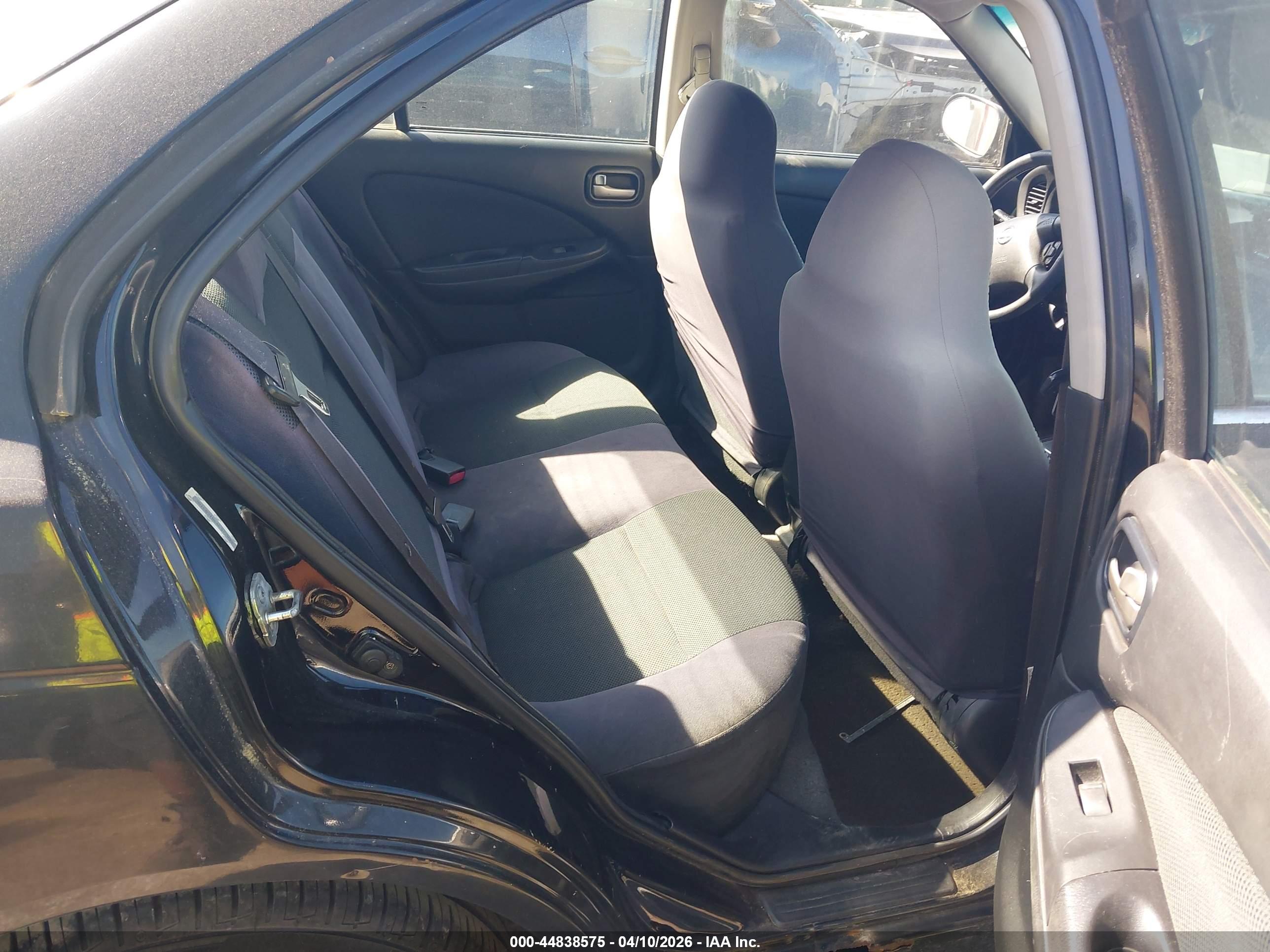 NISSAN SENTRA image 8