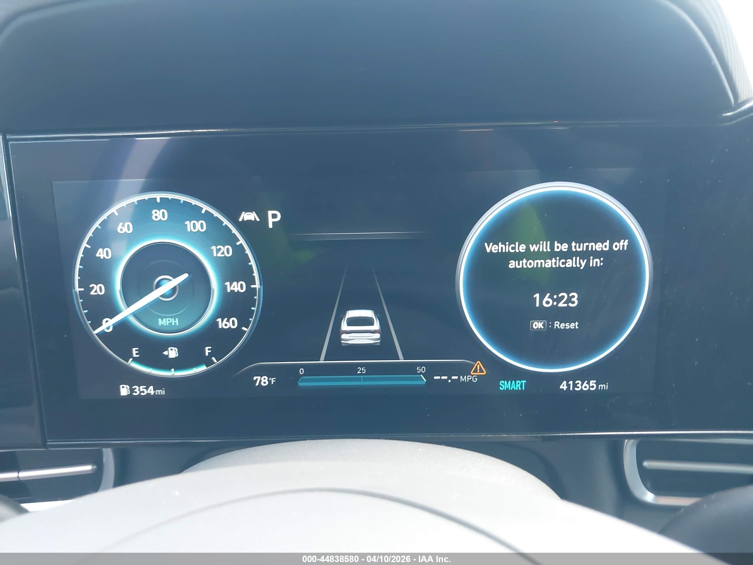 HYUNDAI ELANTRA image 7