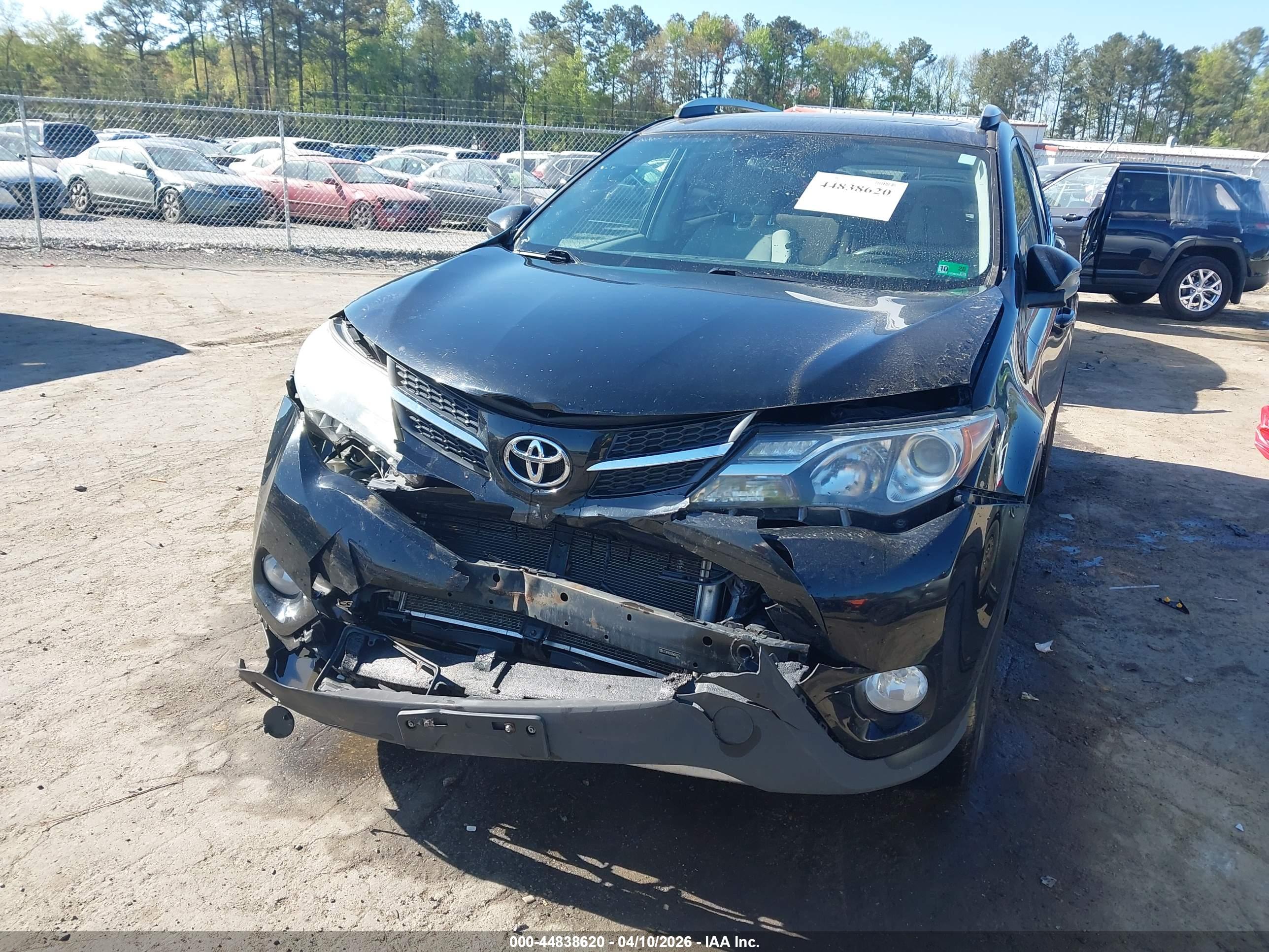 TOYOTA RAV4 image 6
