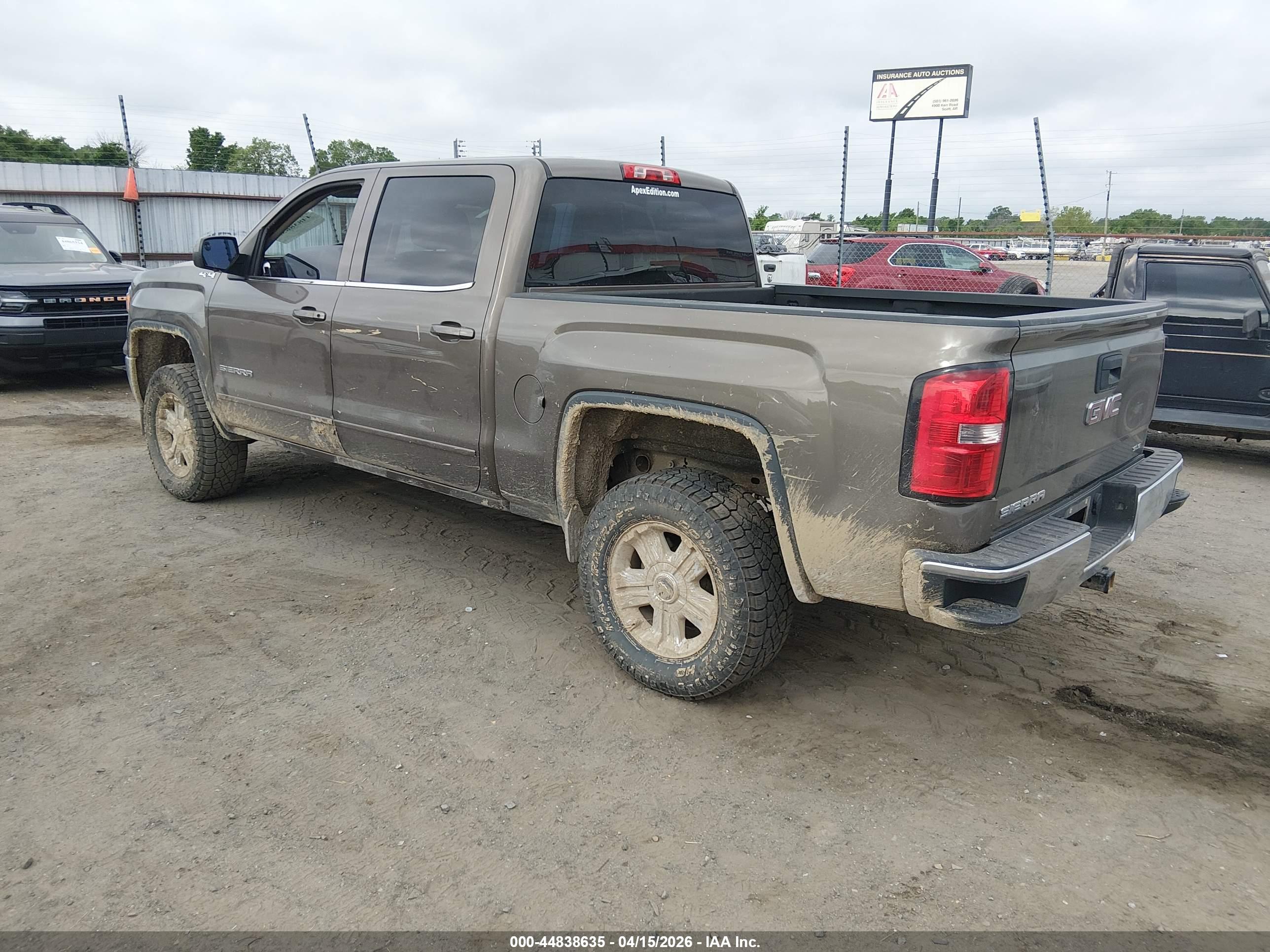 GMC SIERRA image 3