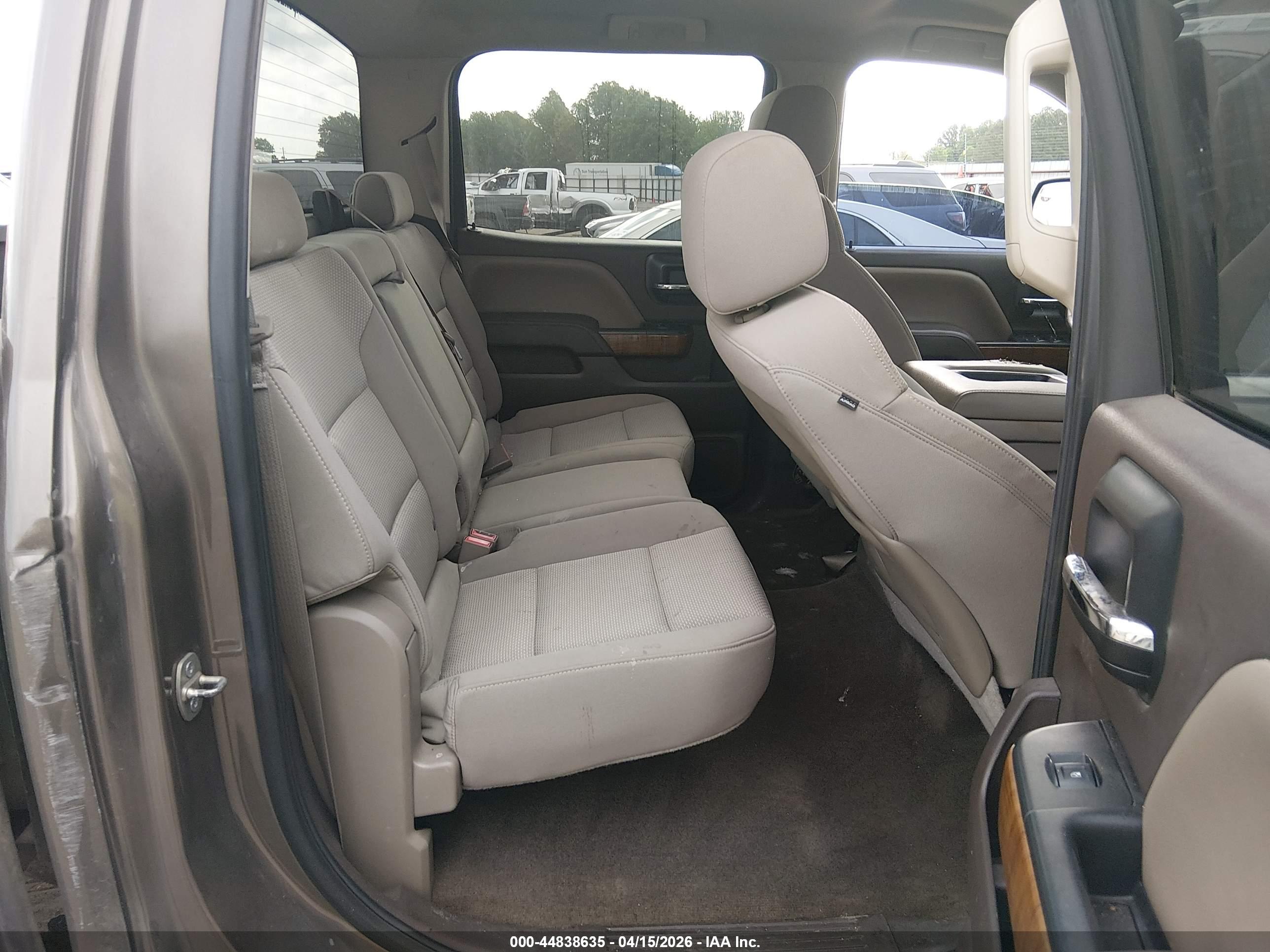 GMC SIERRA image 8