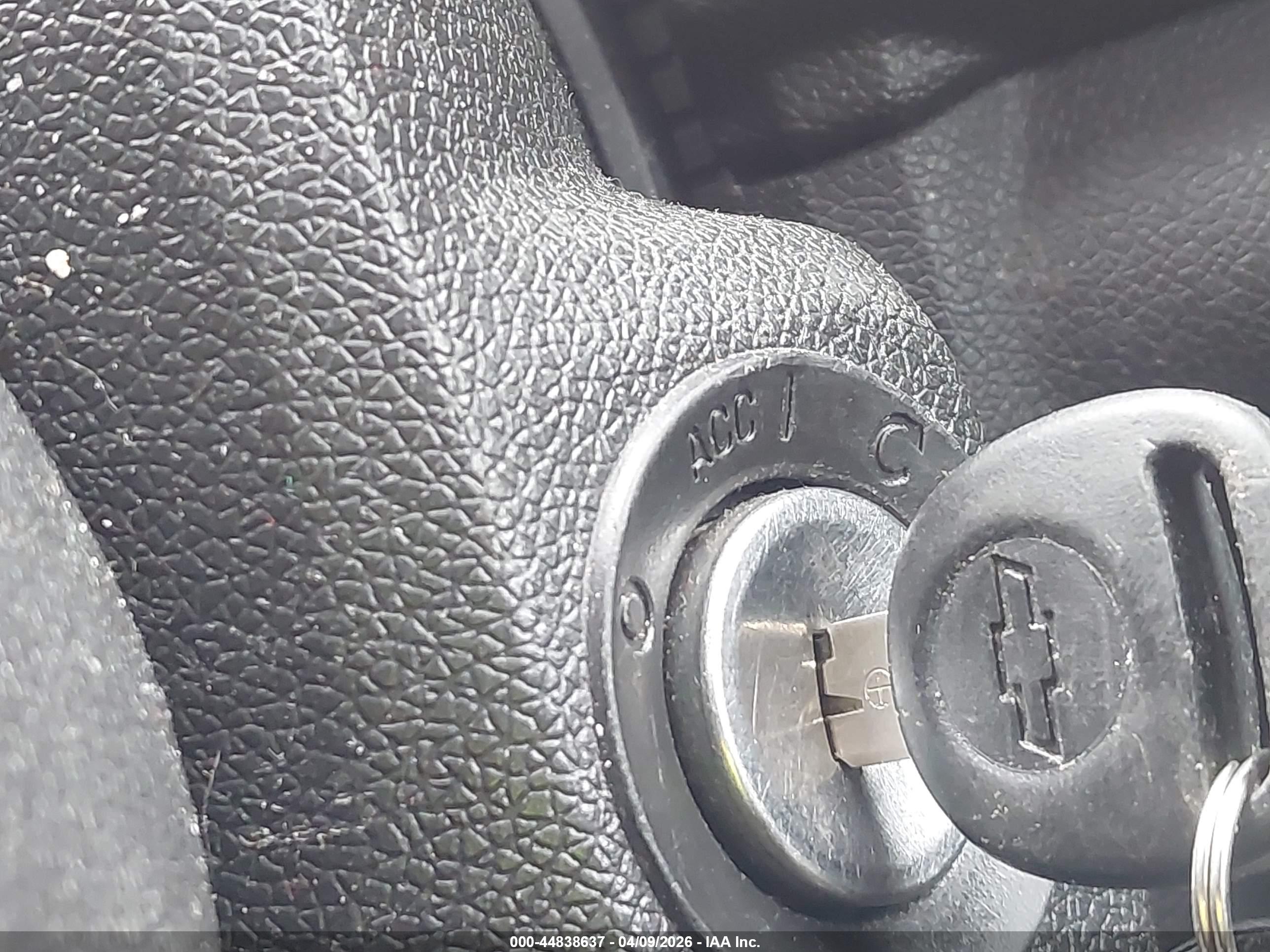 CHEVROLET TRAVERSE image 11