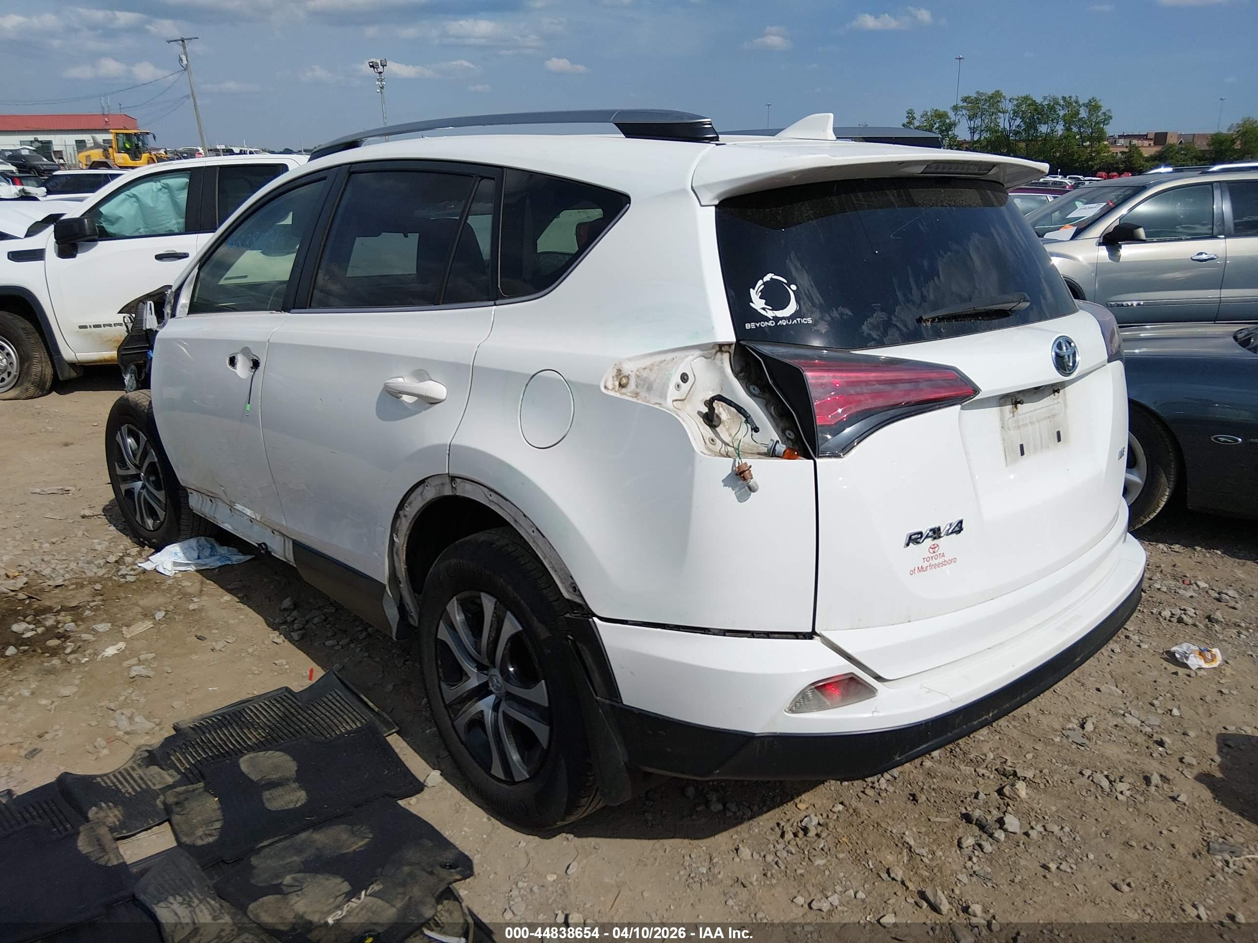 TOYOTA RAV4 image 3