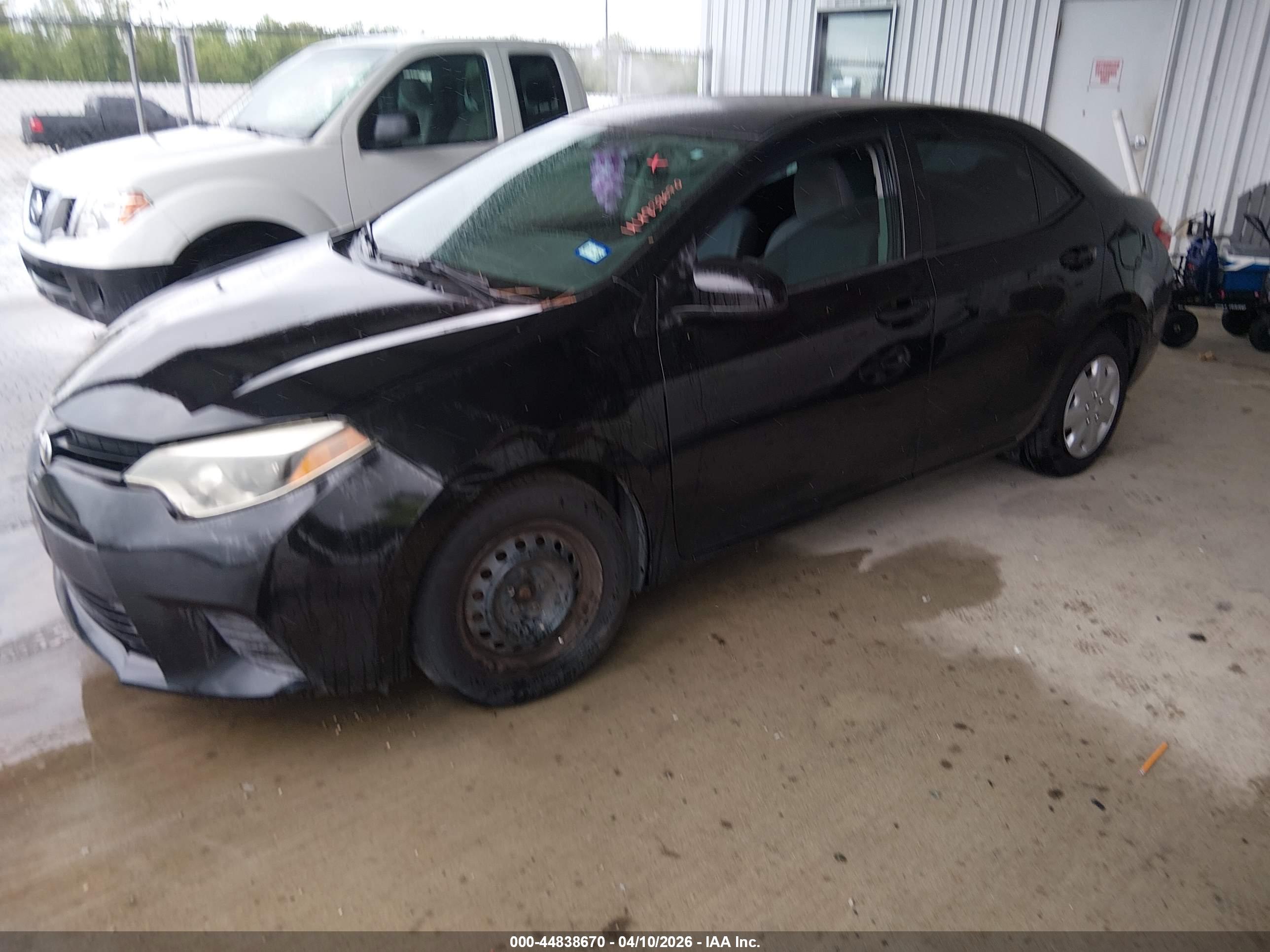 TOYOTA COROLLA image 2