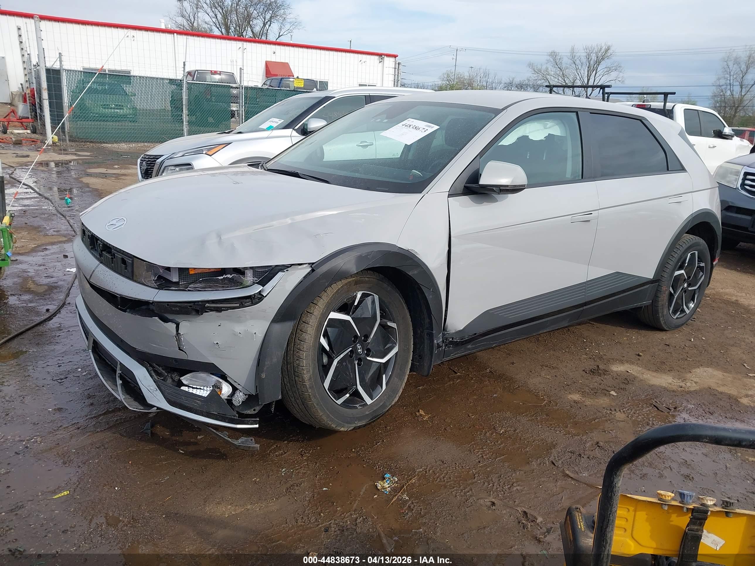 HYUNDAI IONIQ image 2