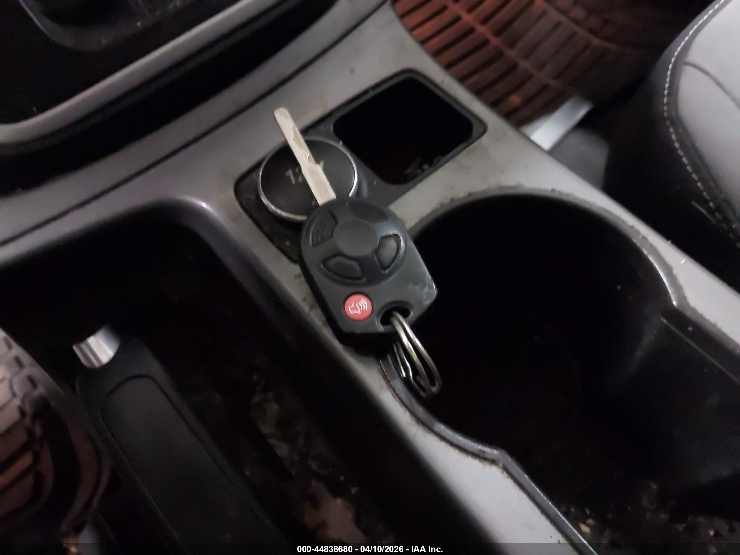 FORD ESCAPE image 11