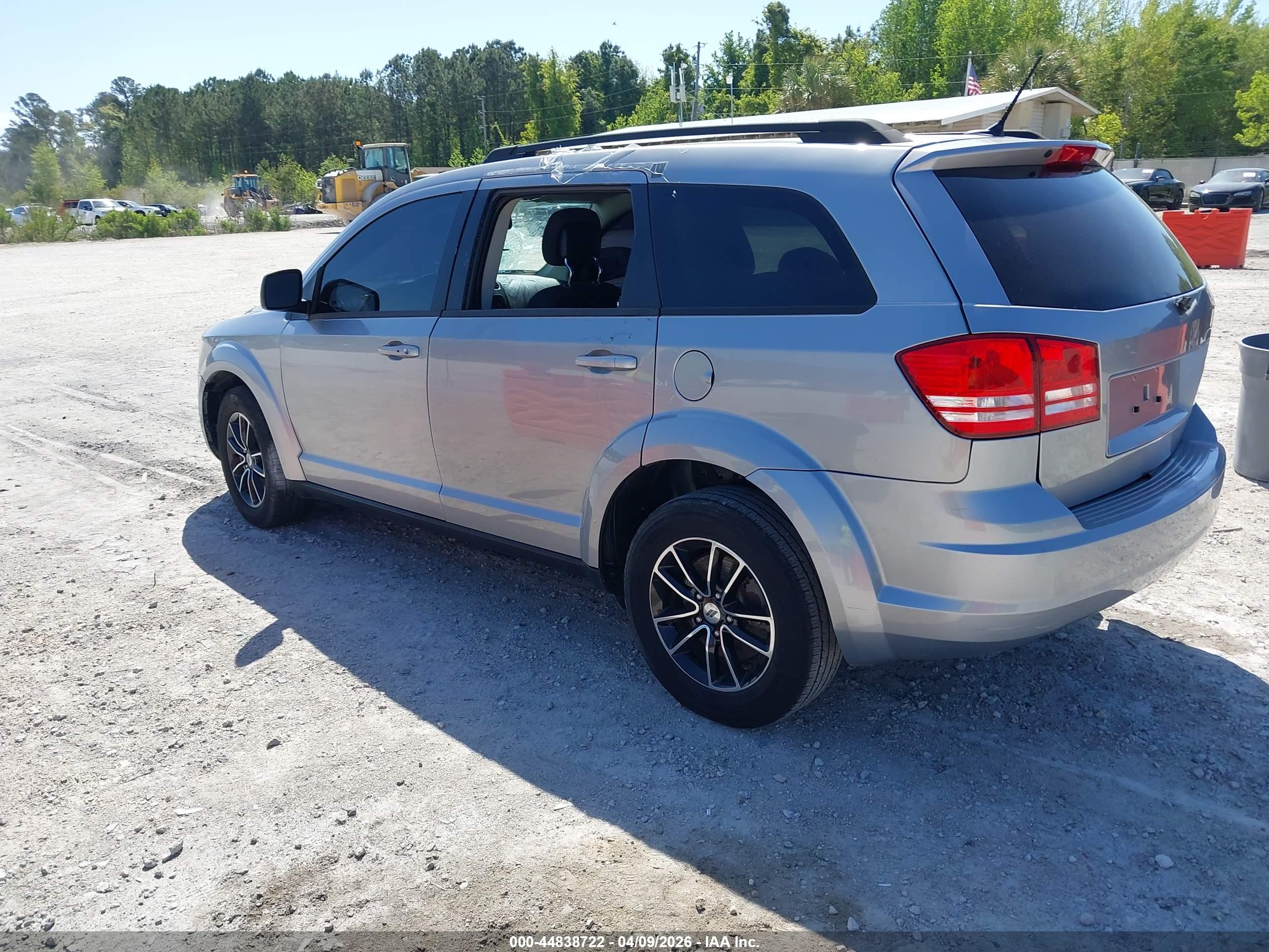 DODGE JOURNEY image 3