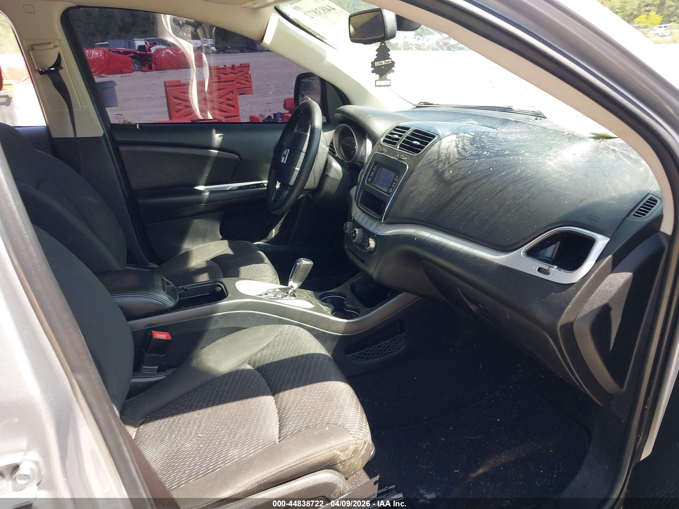 DODGE JOURNEY image 5