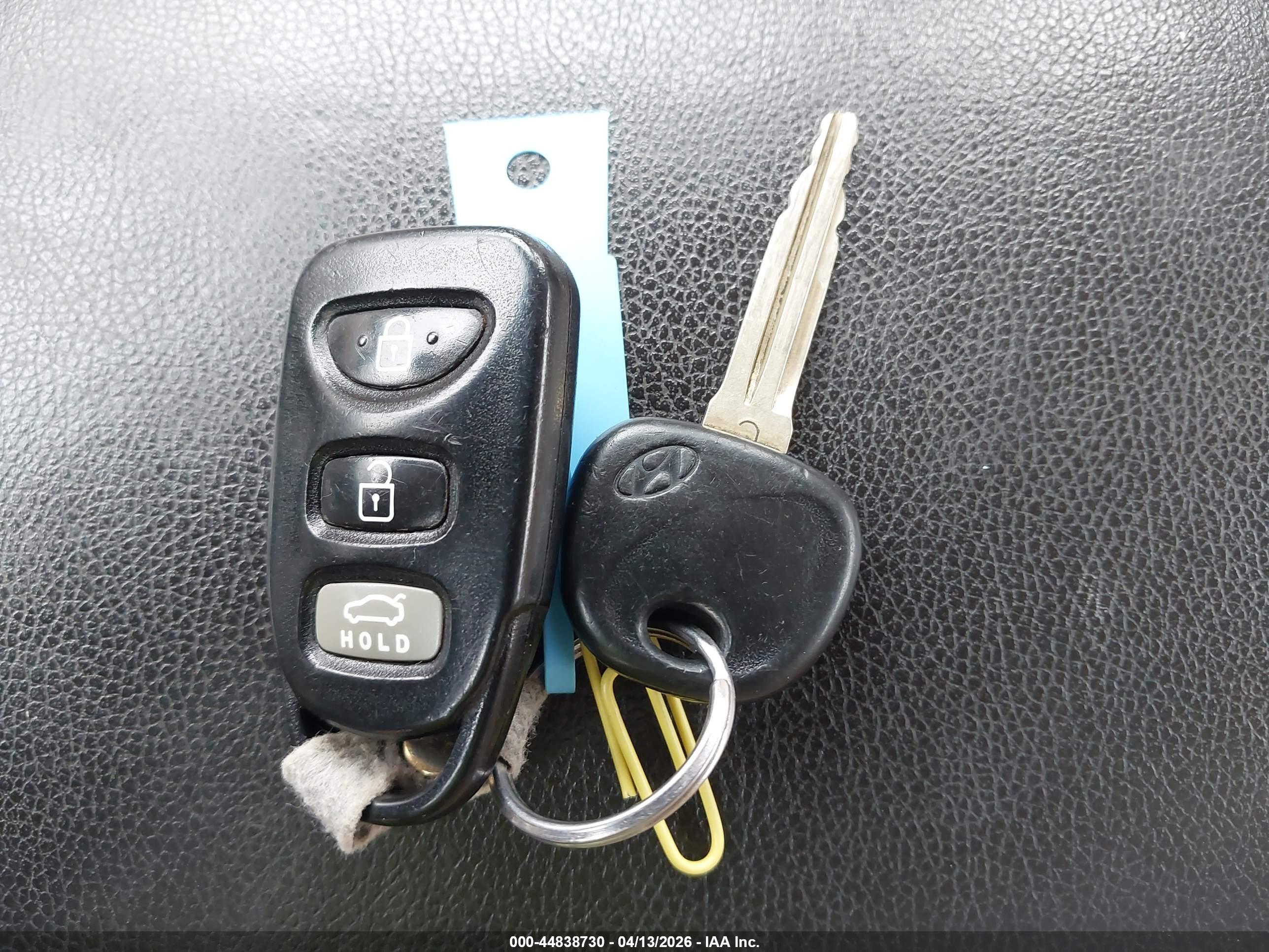 HYUNDAI ELANTRA image 11