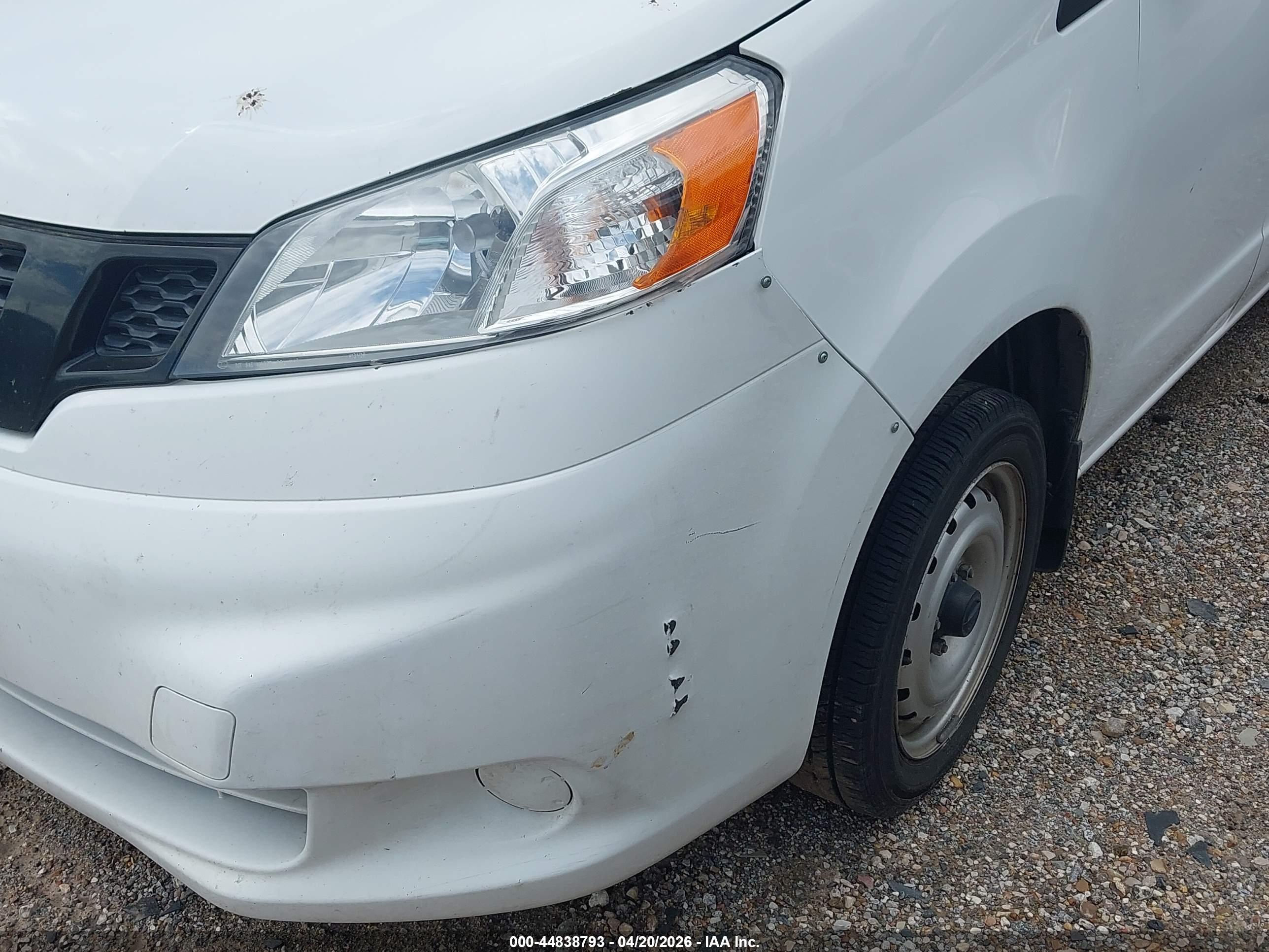 NISSAN NV200 image 6