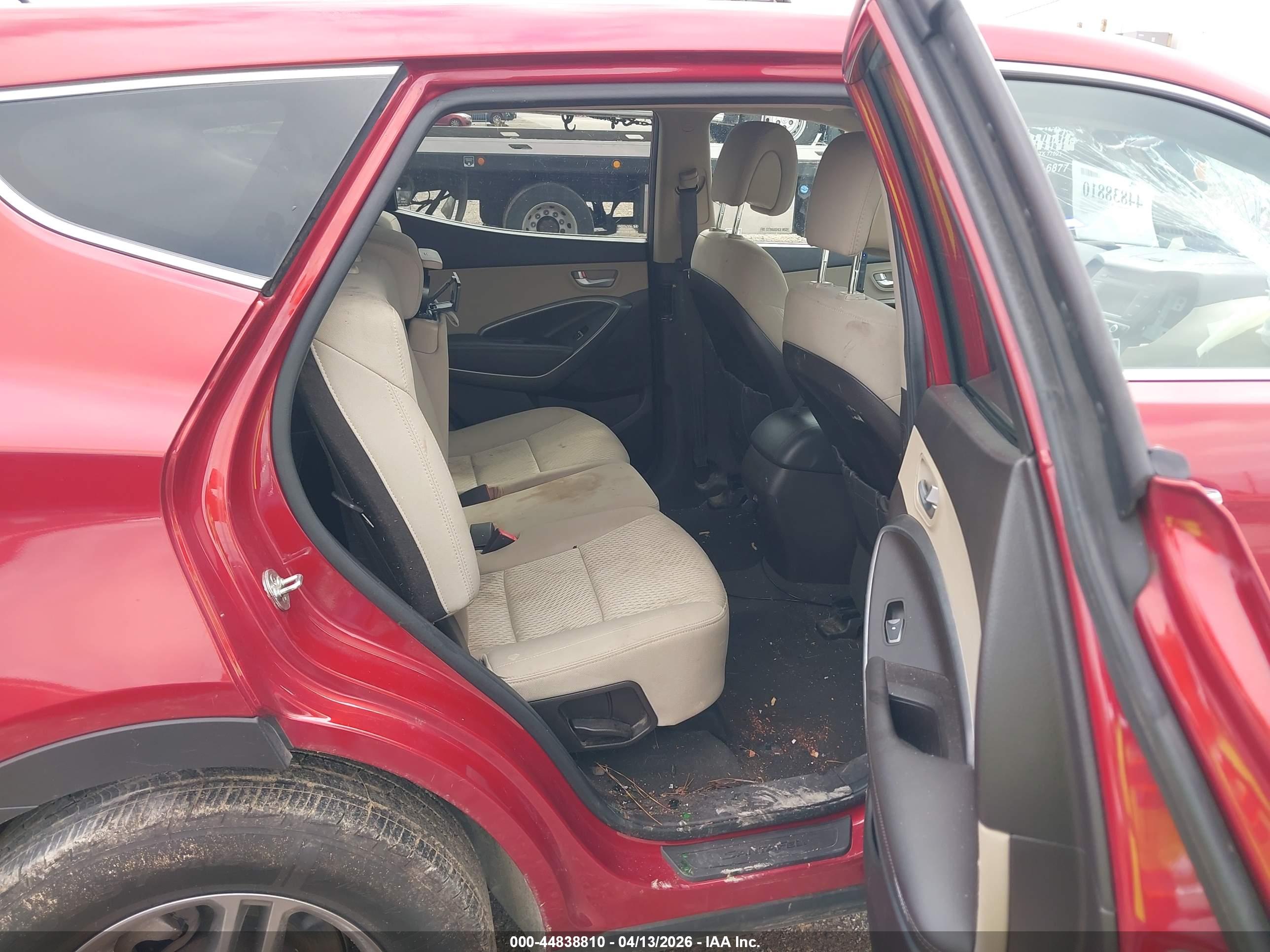 HYUNDAI SANTA image 8