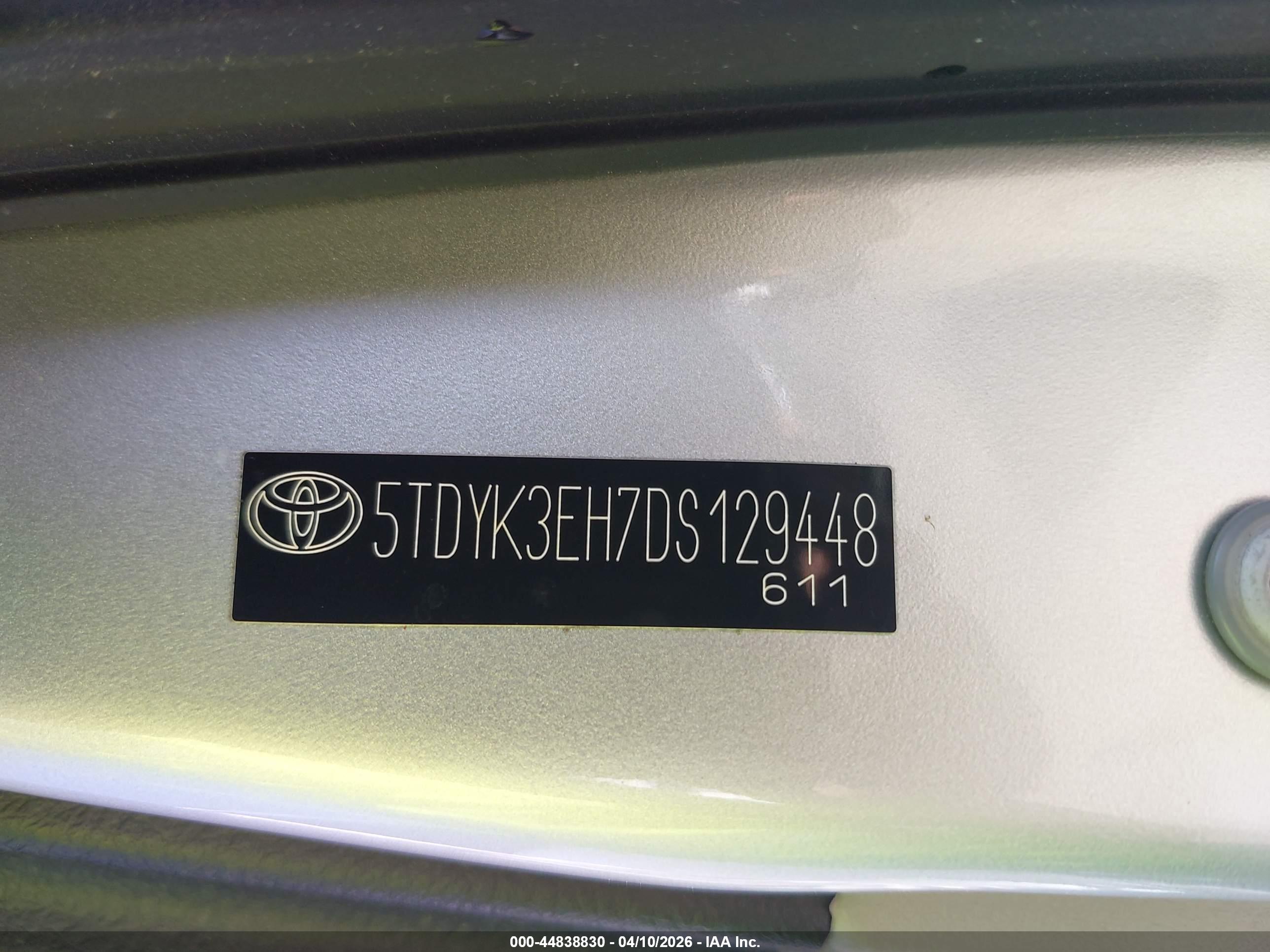 TOYOTA HIGHLANDER image 9