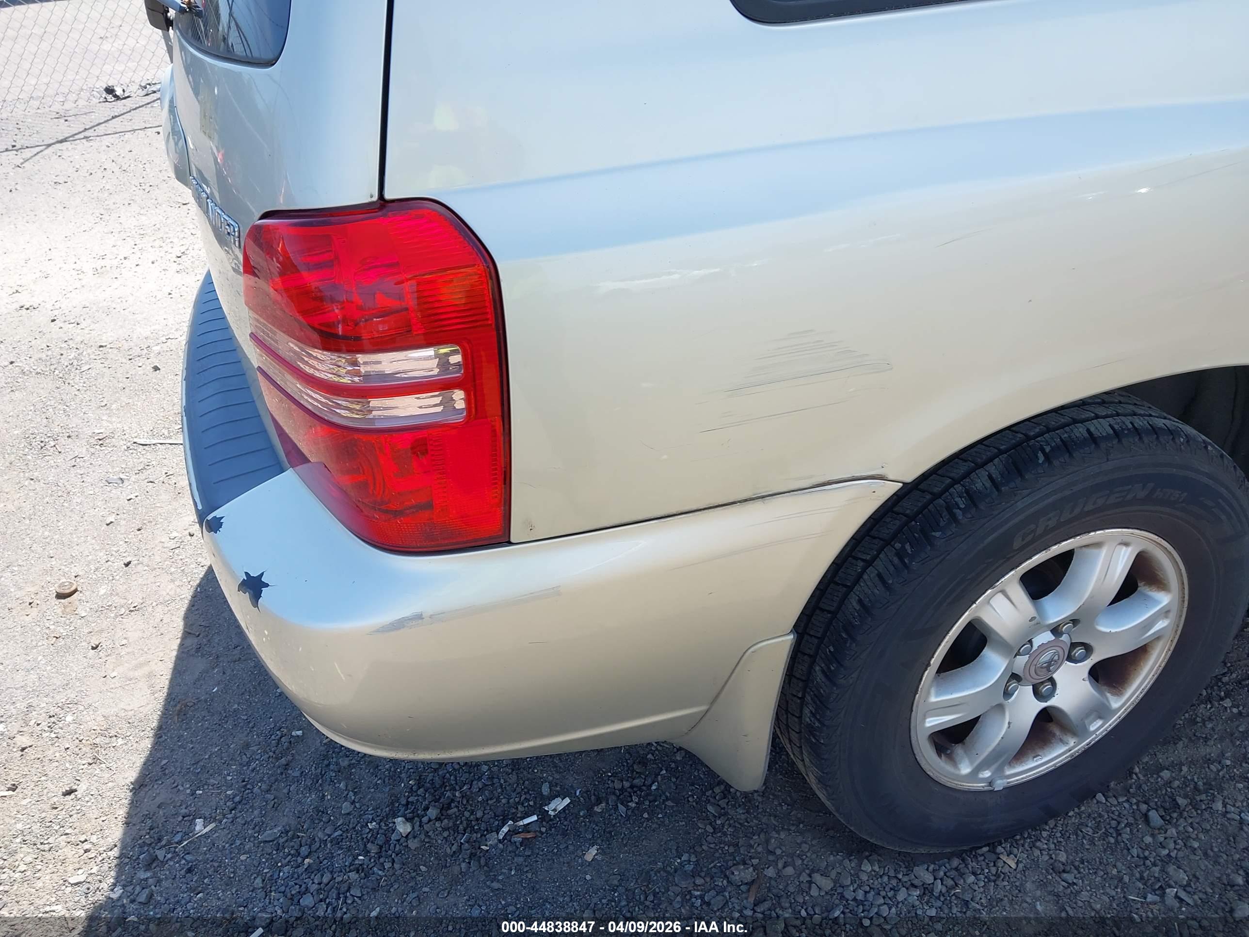 TOYOTA HIGHLANDER image 6