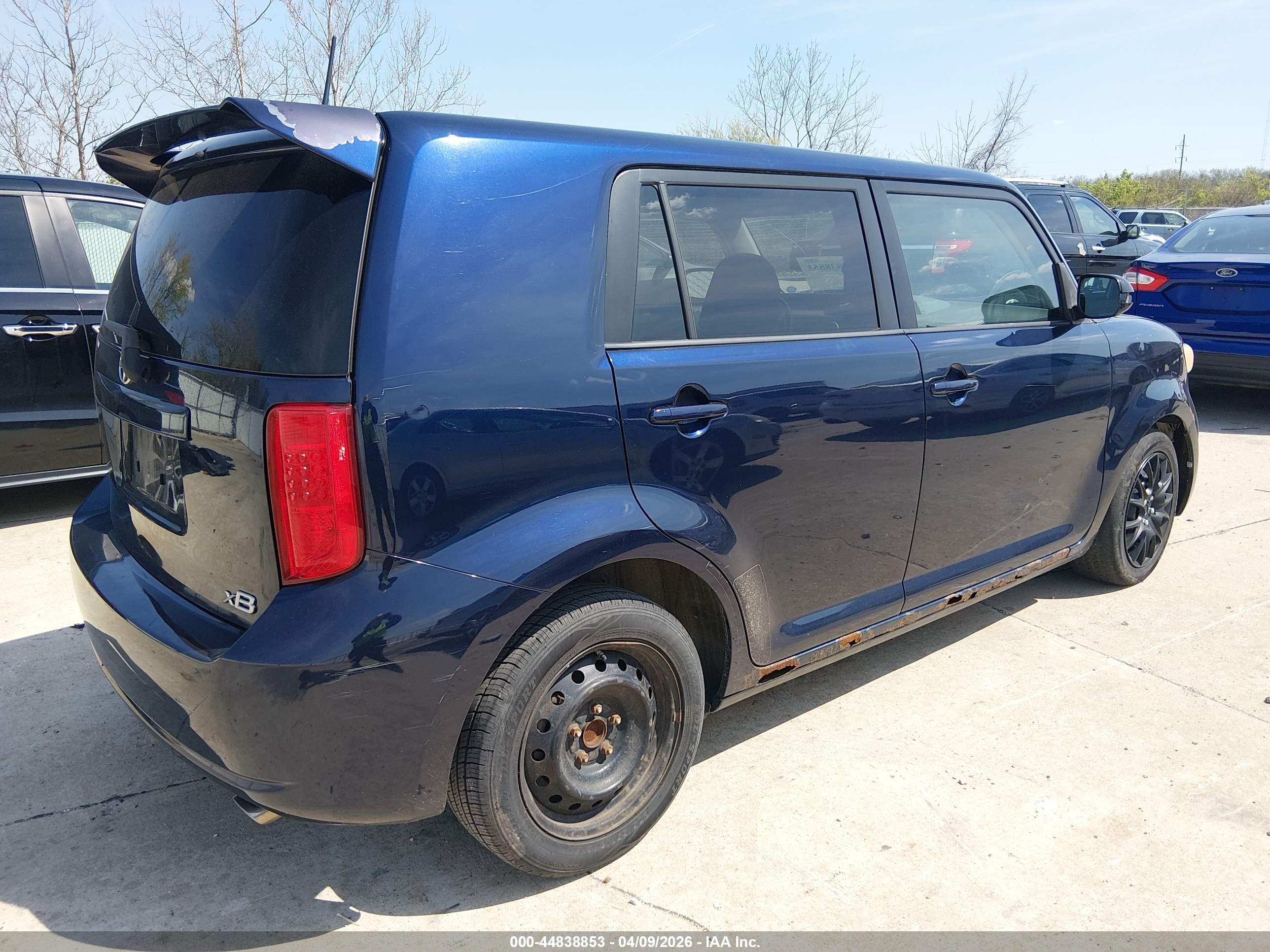 SCION XB image 4
