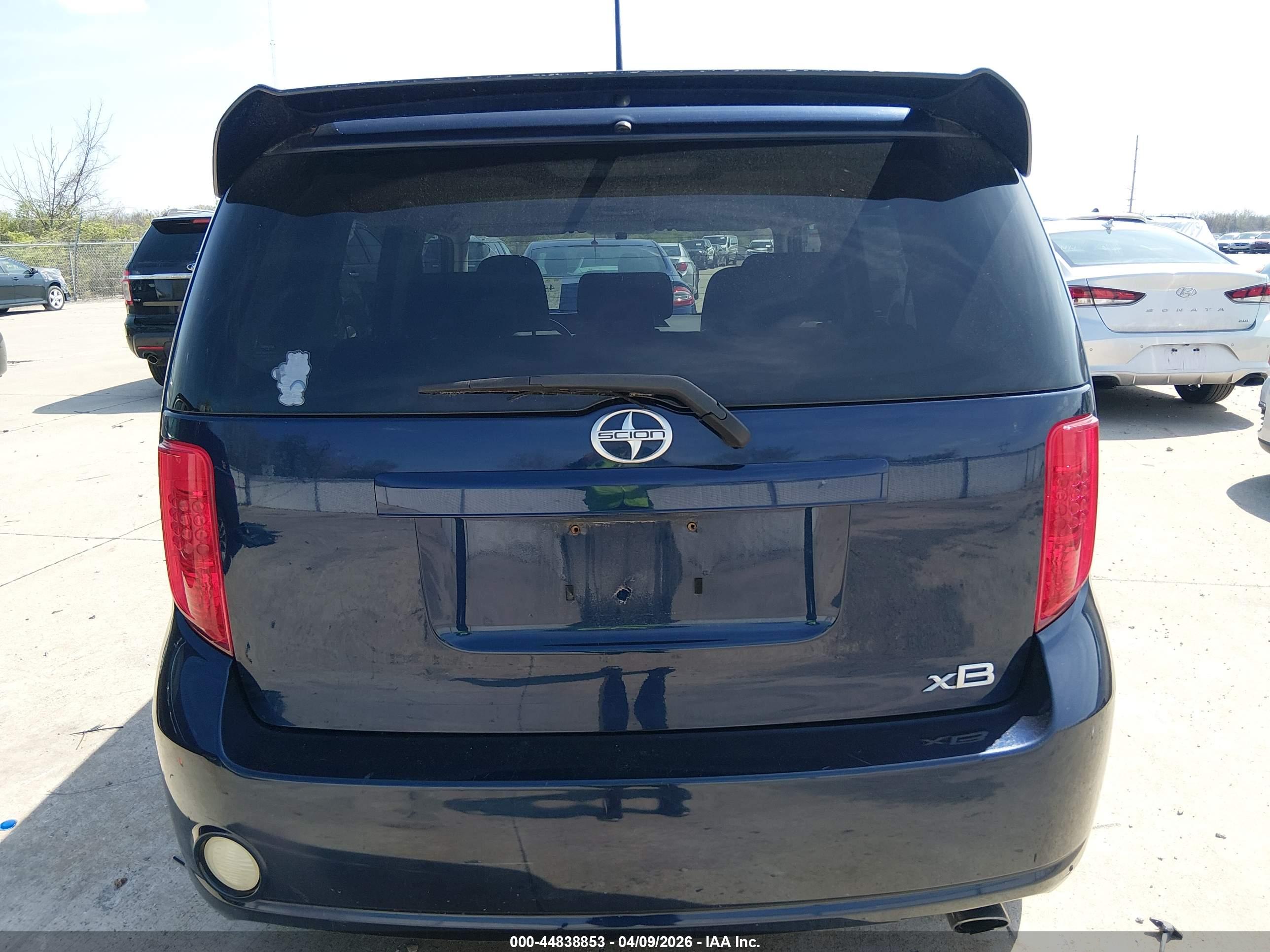 SCION XB image 6