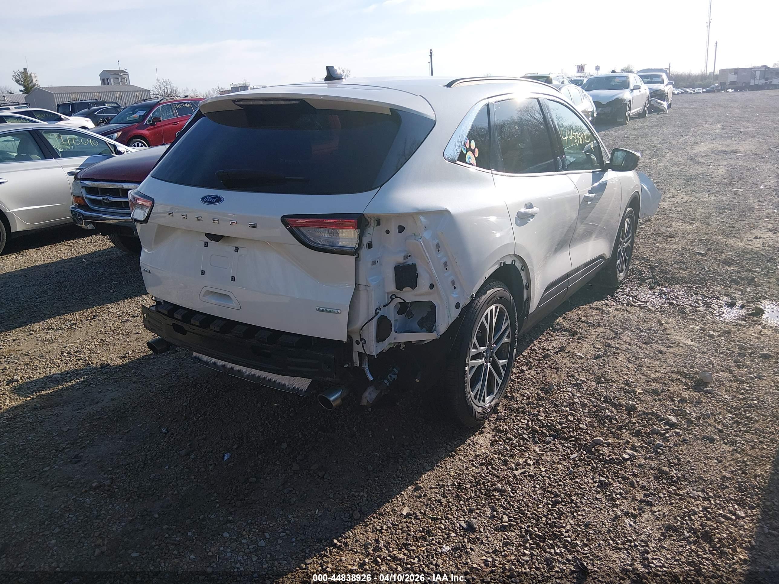 FORD ESCAPE image 4