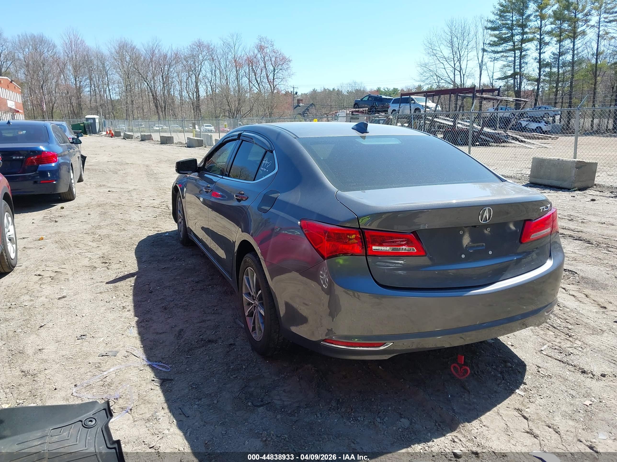 ACURA TLX image 3