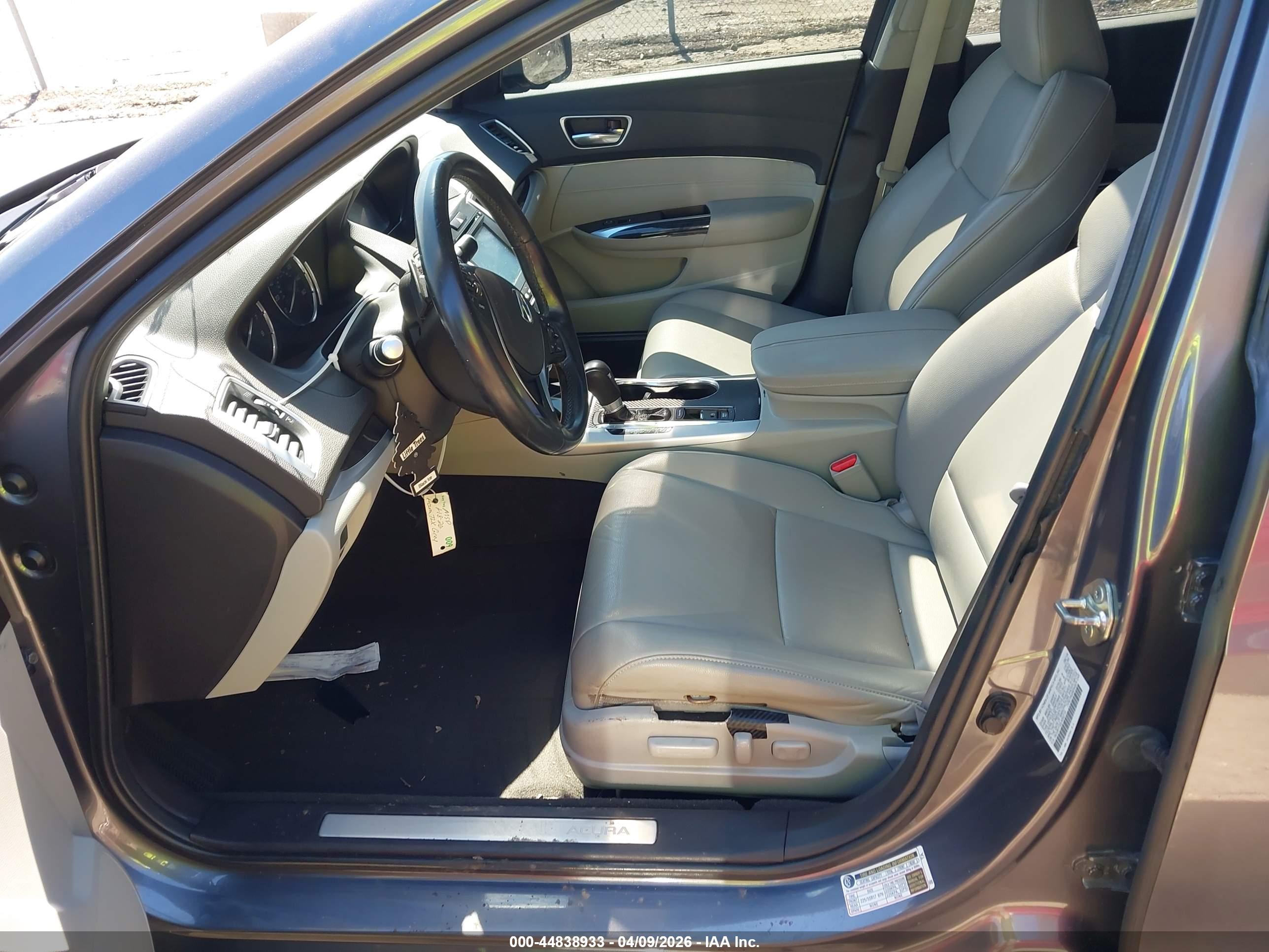 ACURA TLX image 5