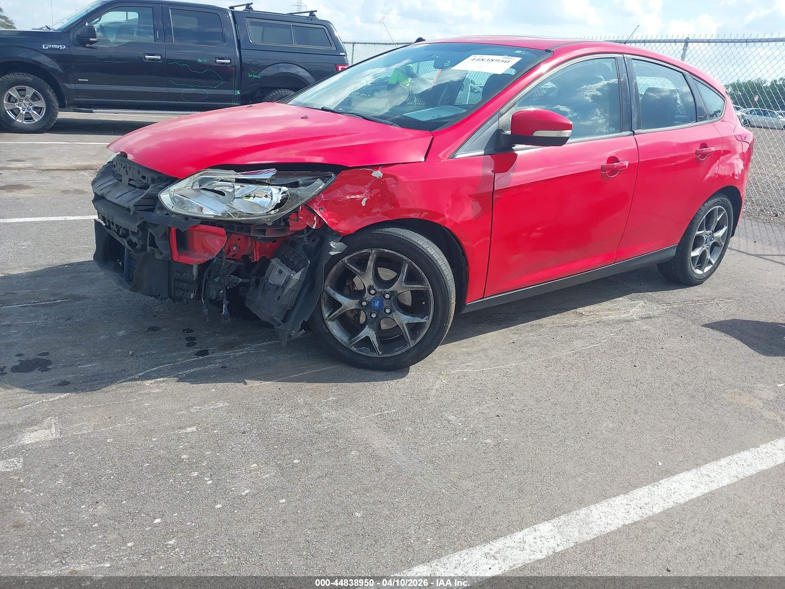 FORD FOCUS image 2