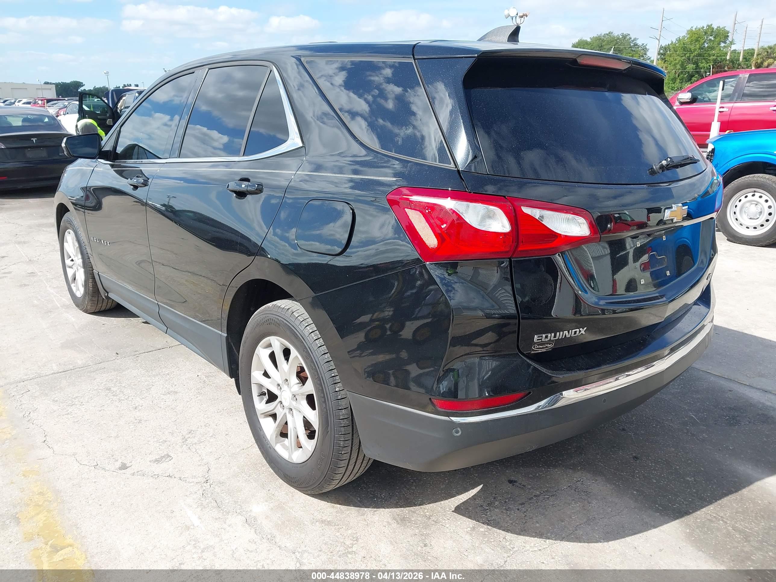 CHEVROLET EQUINOX image 3