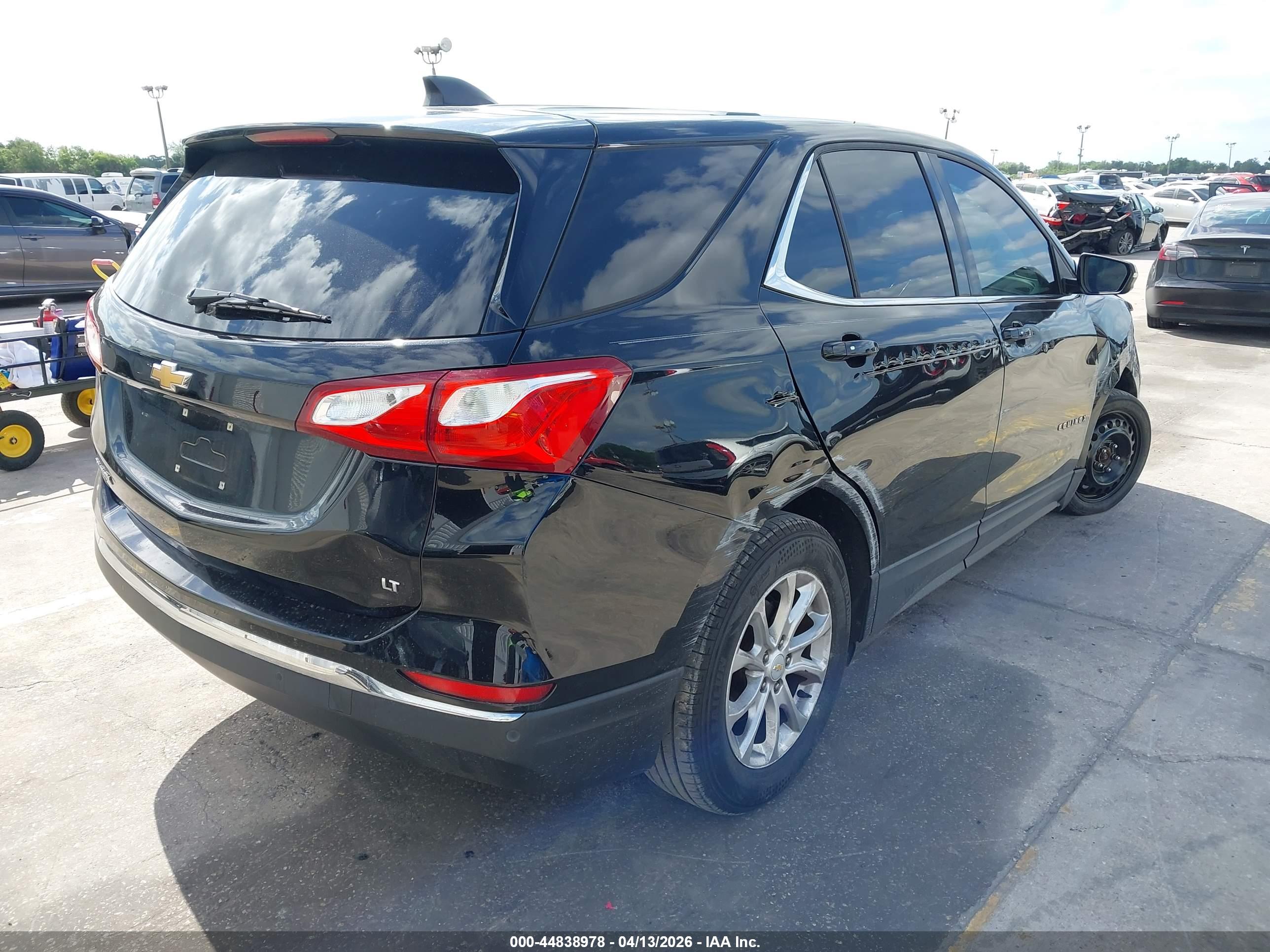 CHEVROLET EQUINOX image 4