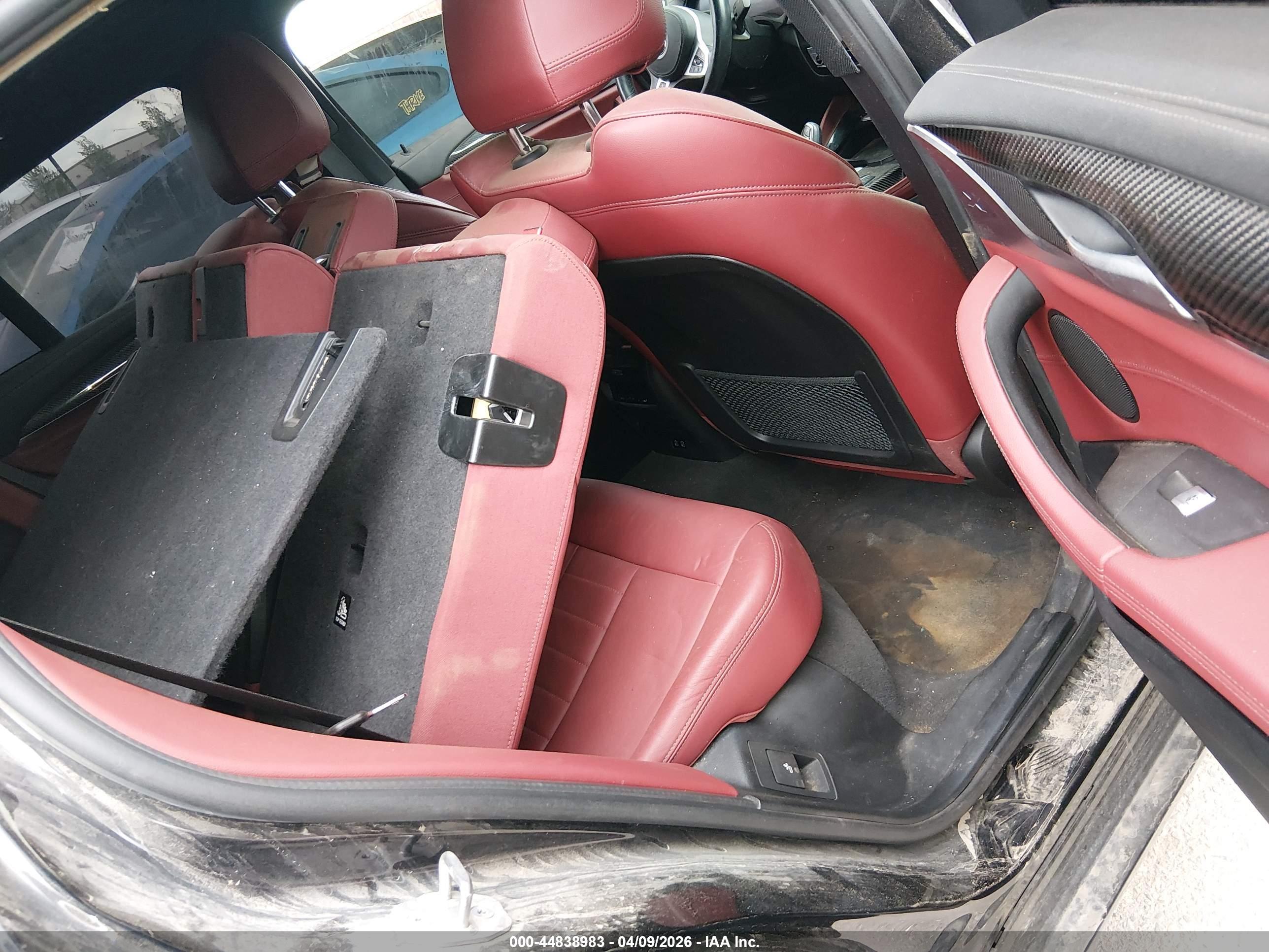 BMW X4 image 8