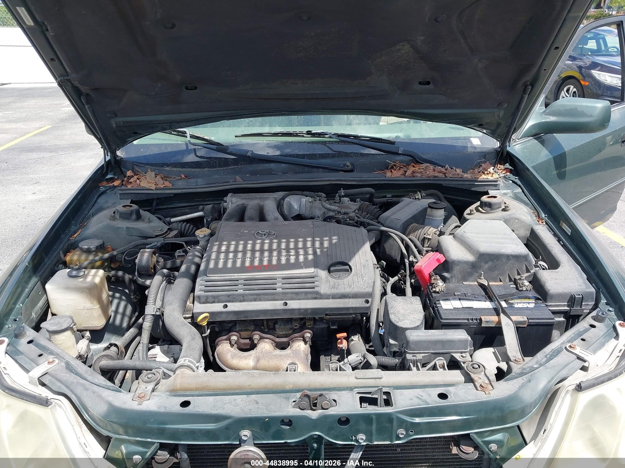 TOYOTA AVALON image 10