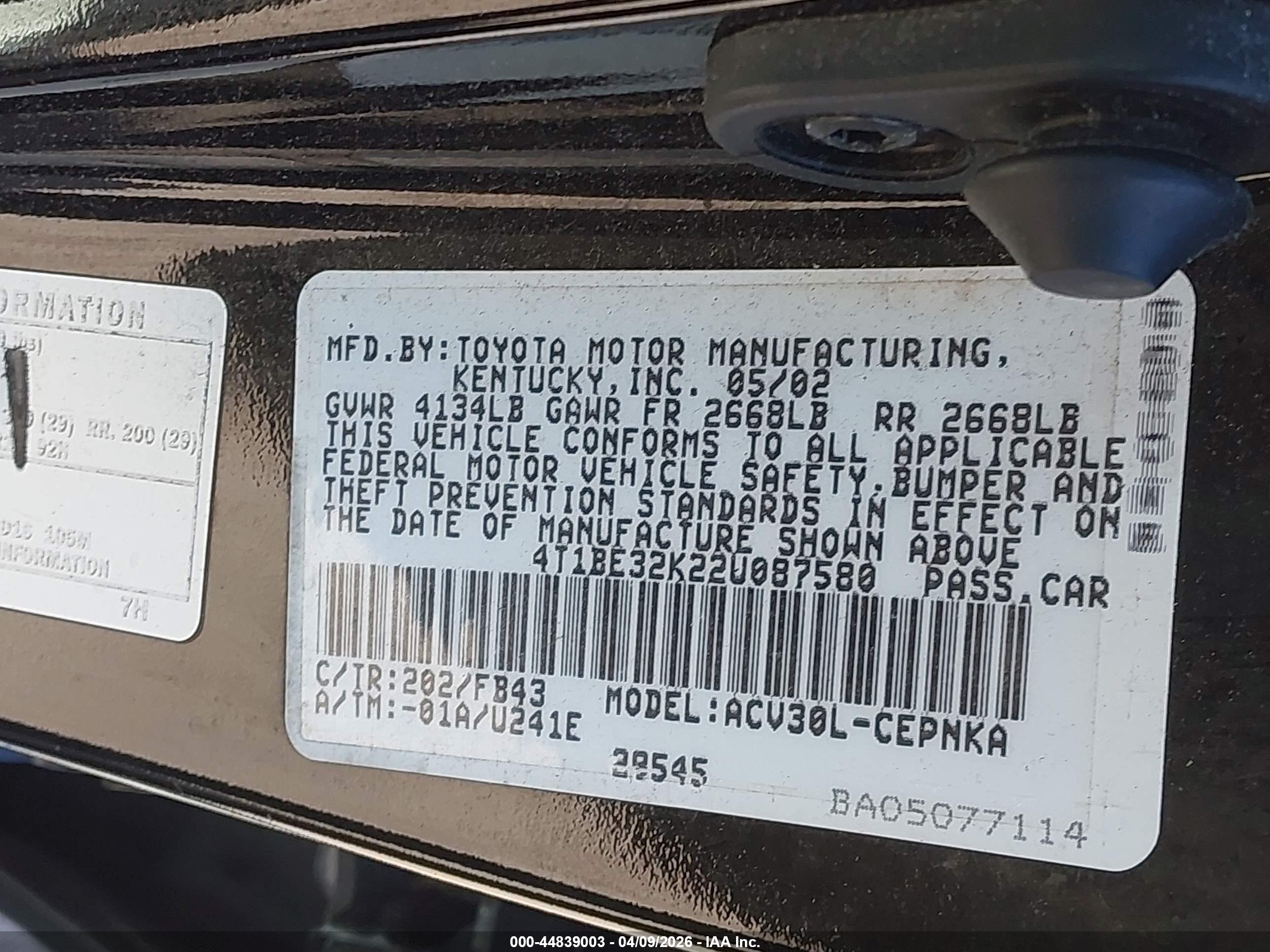 TOYOTA CAMRY image 9