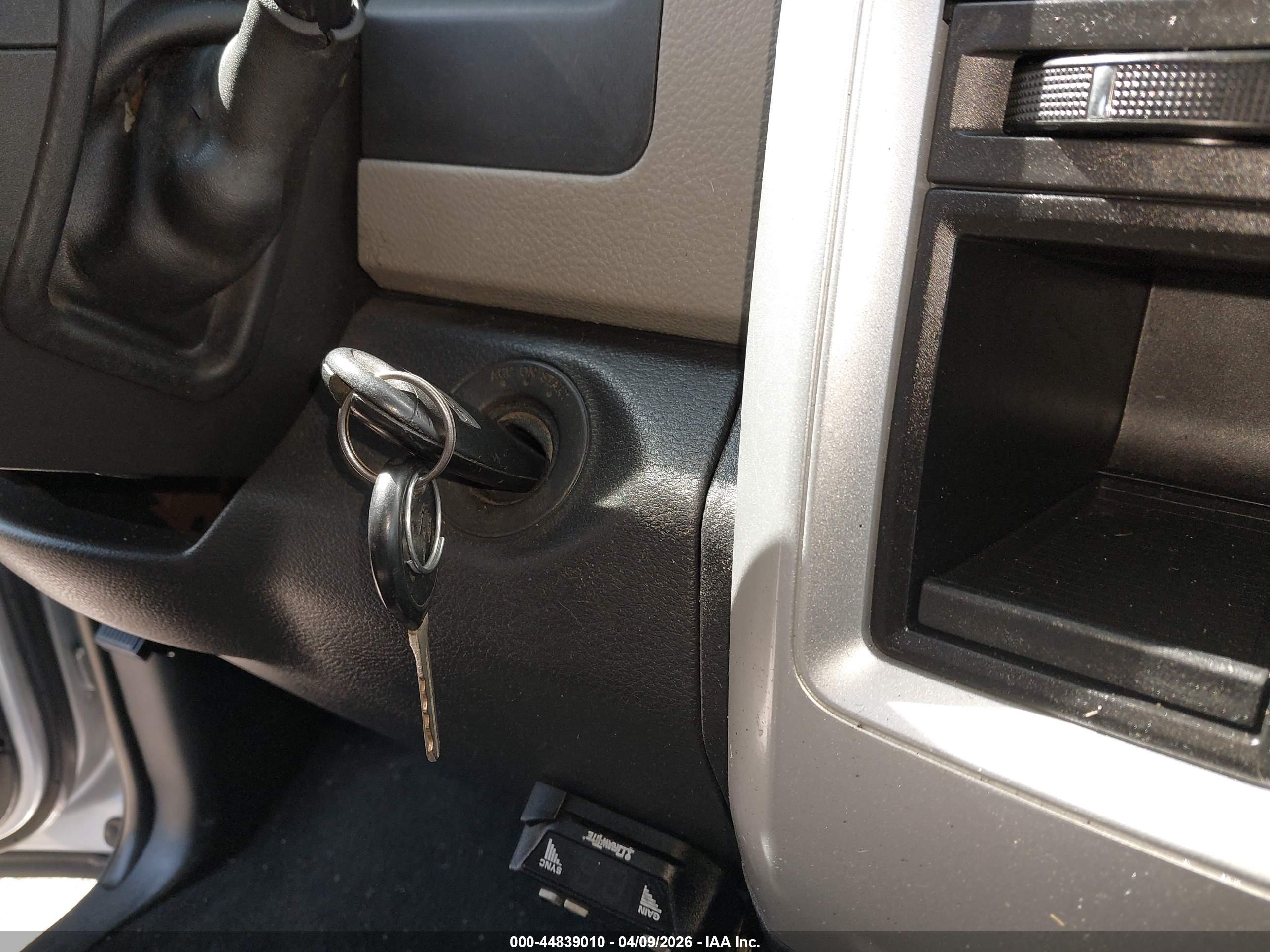 DODGE RAM image 11