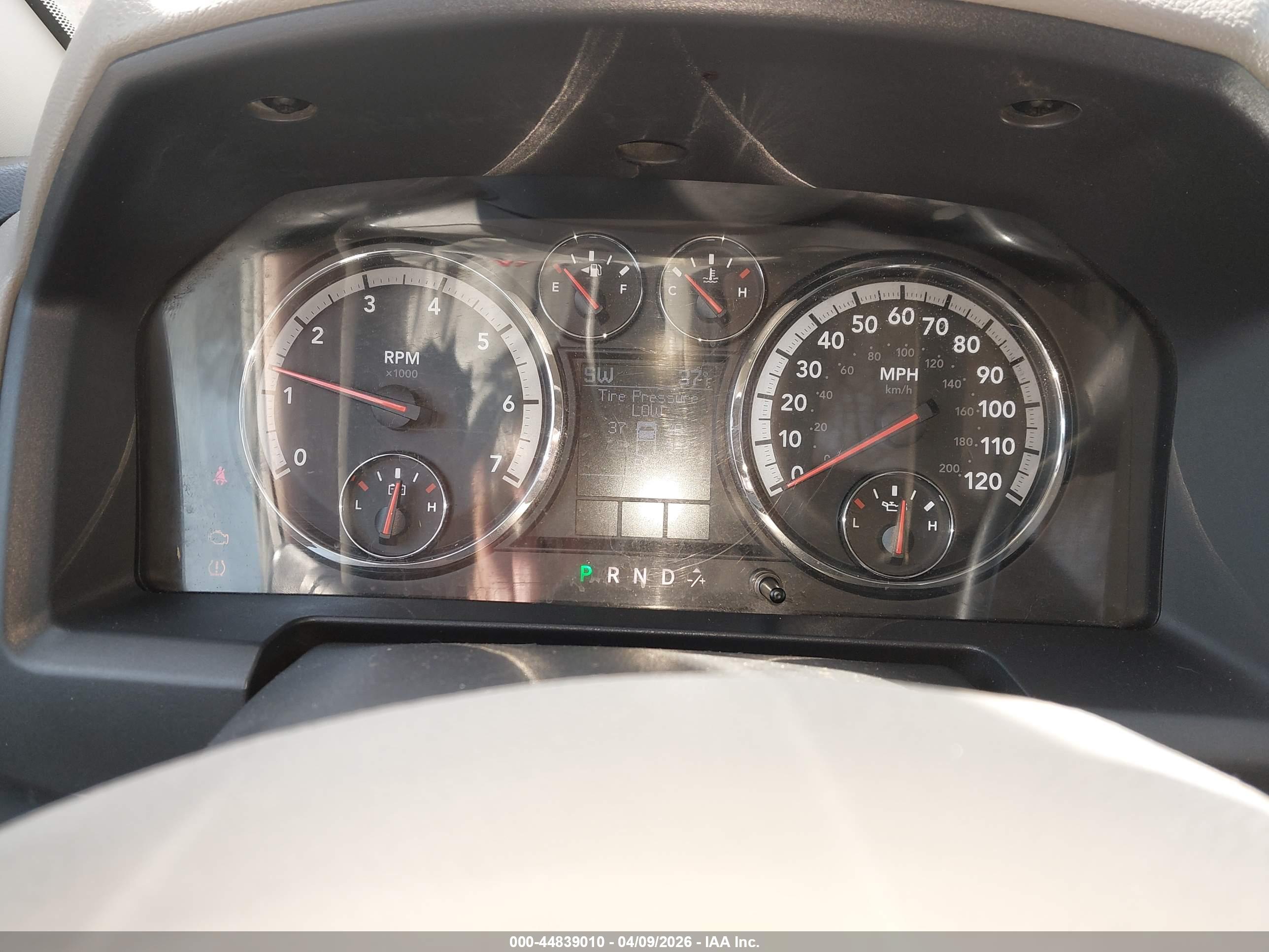 DODGE RAM image 7