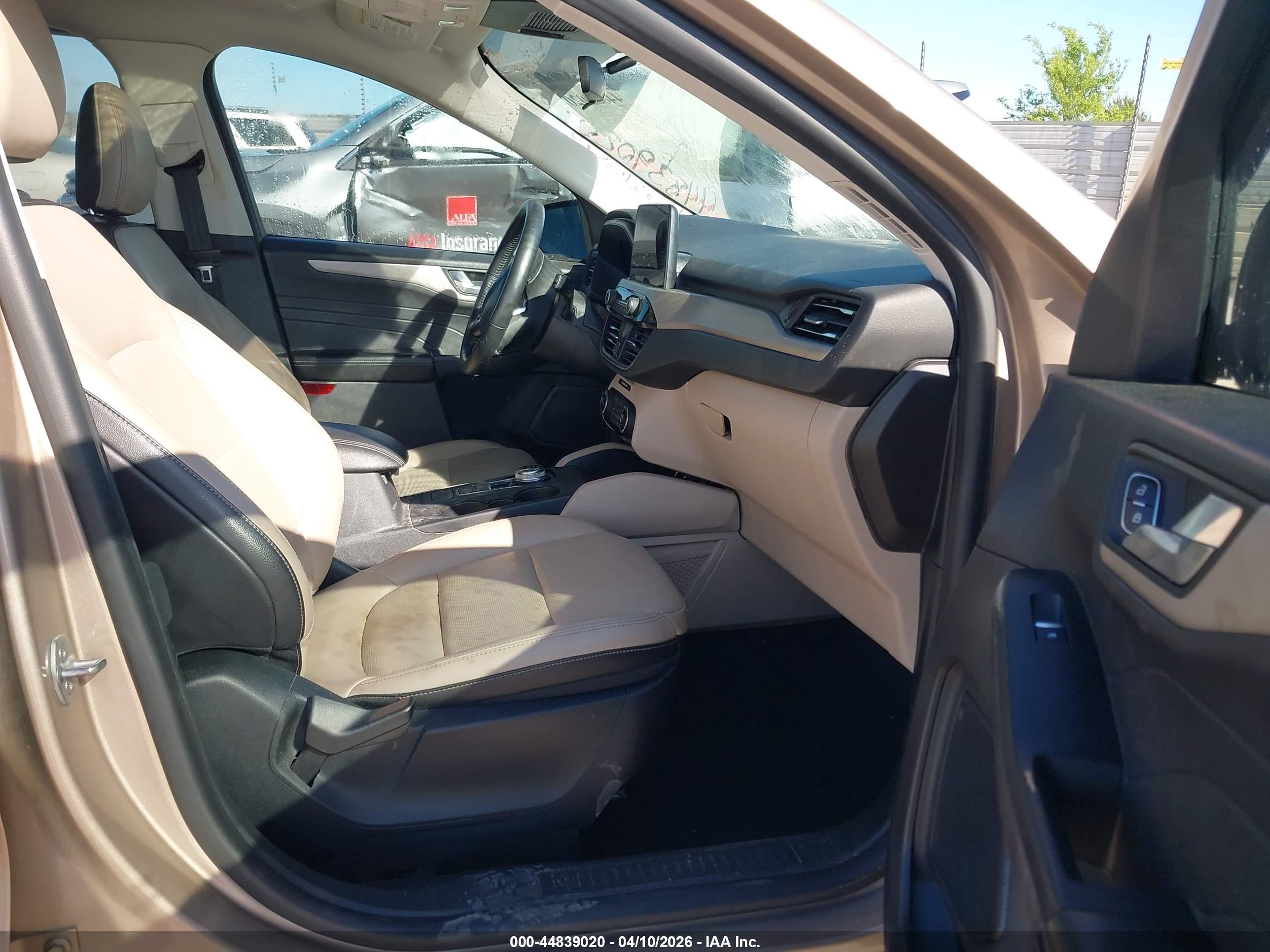 FORD ESCAPE image 5