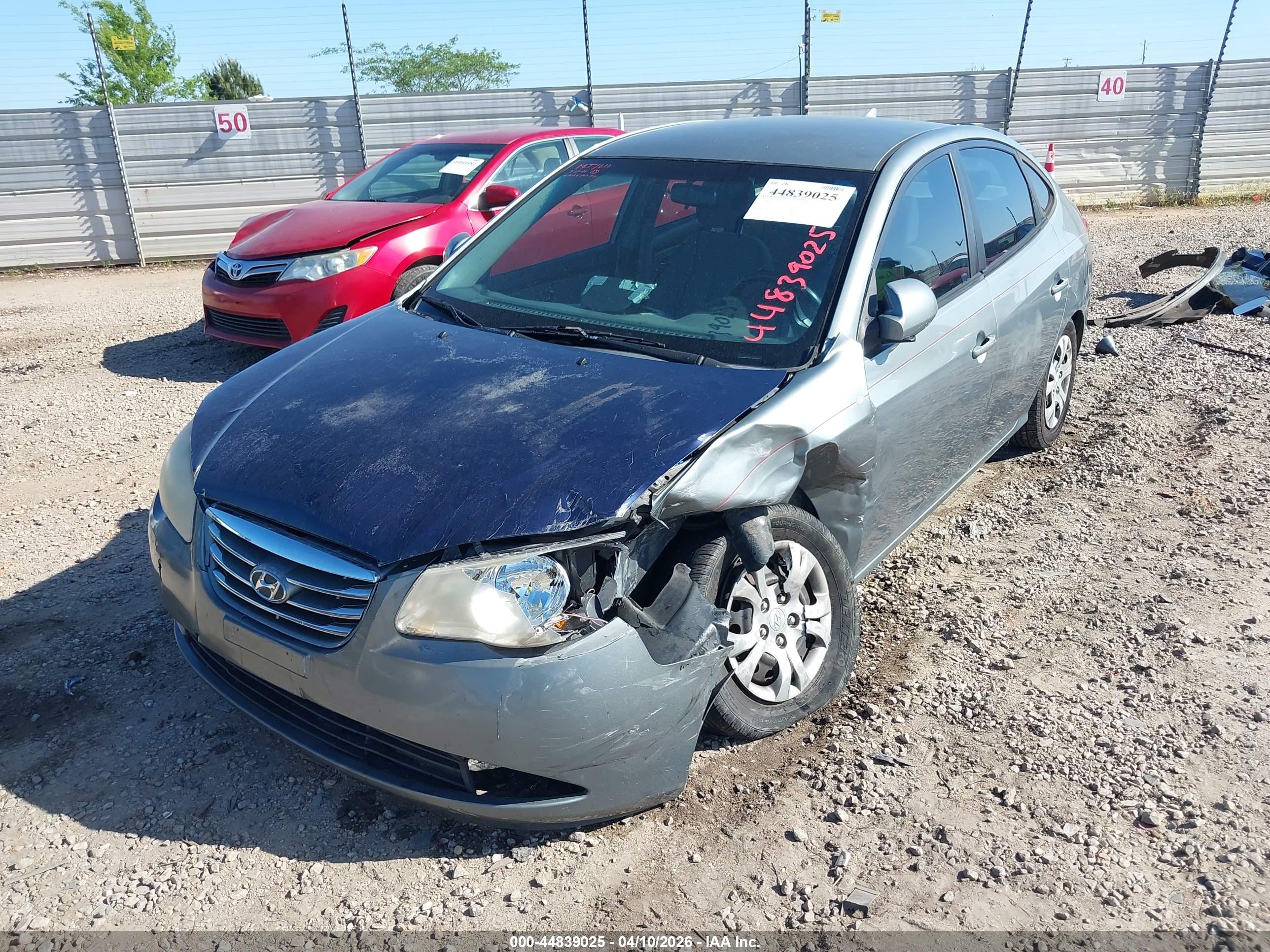HYUNDAI ELANTRA image 6