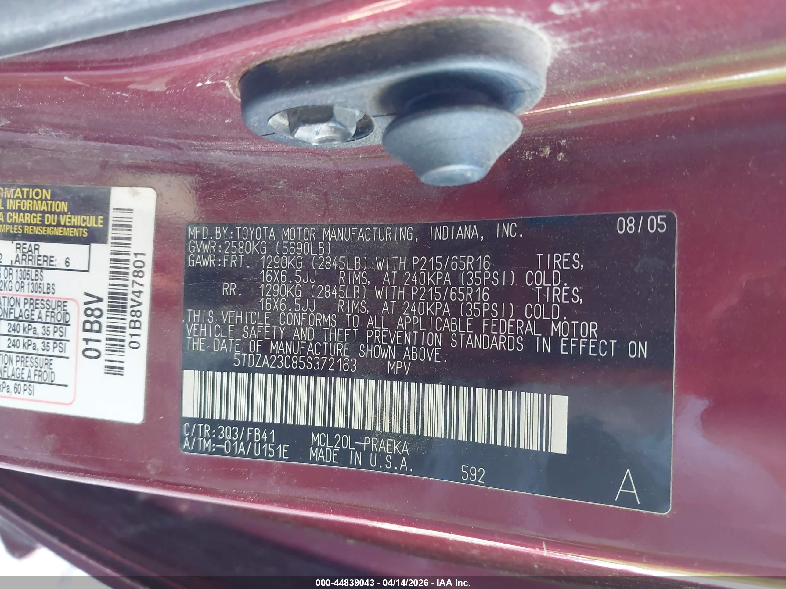 TOYOTA SIENNA image 9