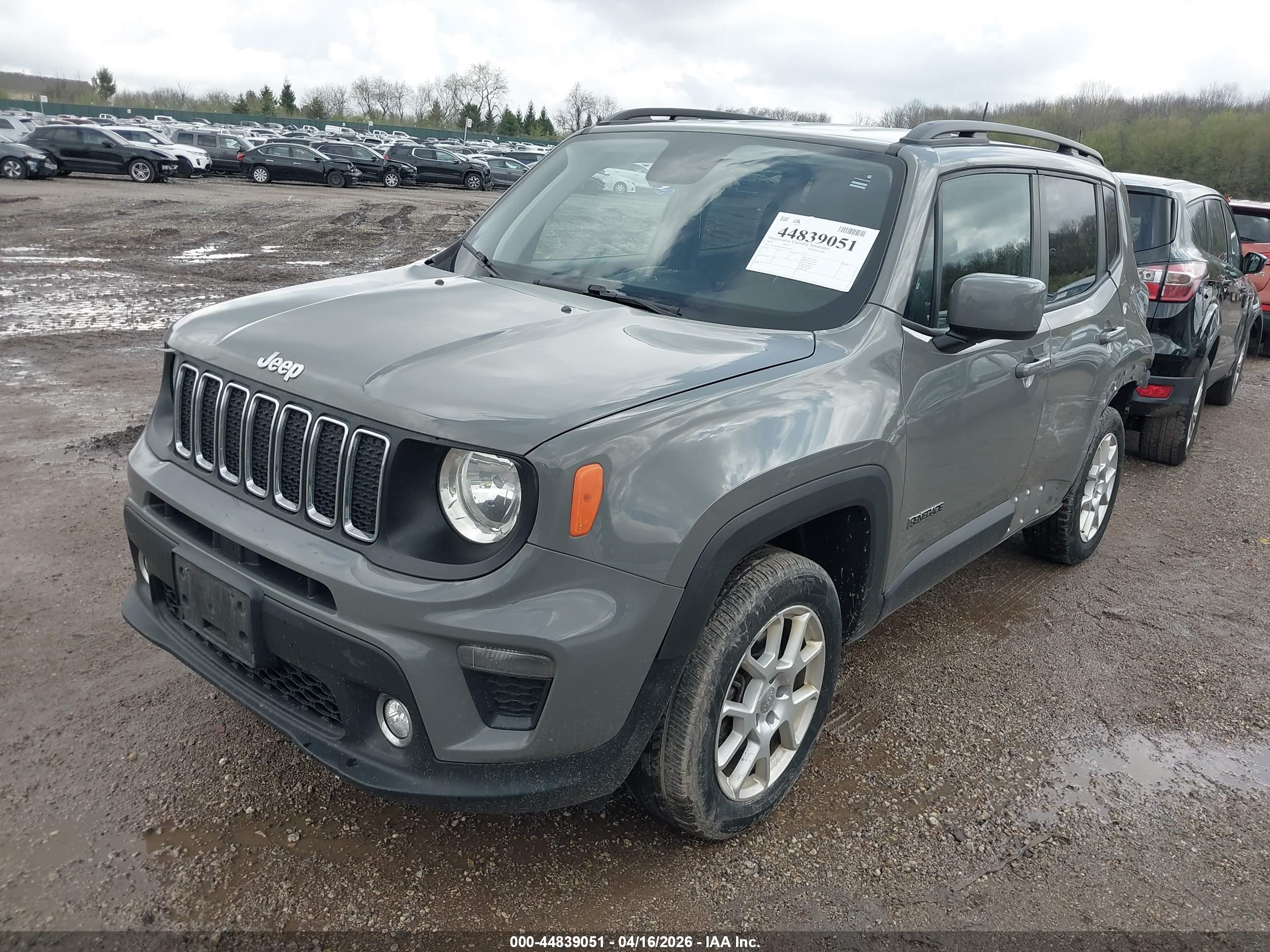 JEEP RENEGADE image 2