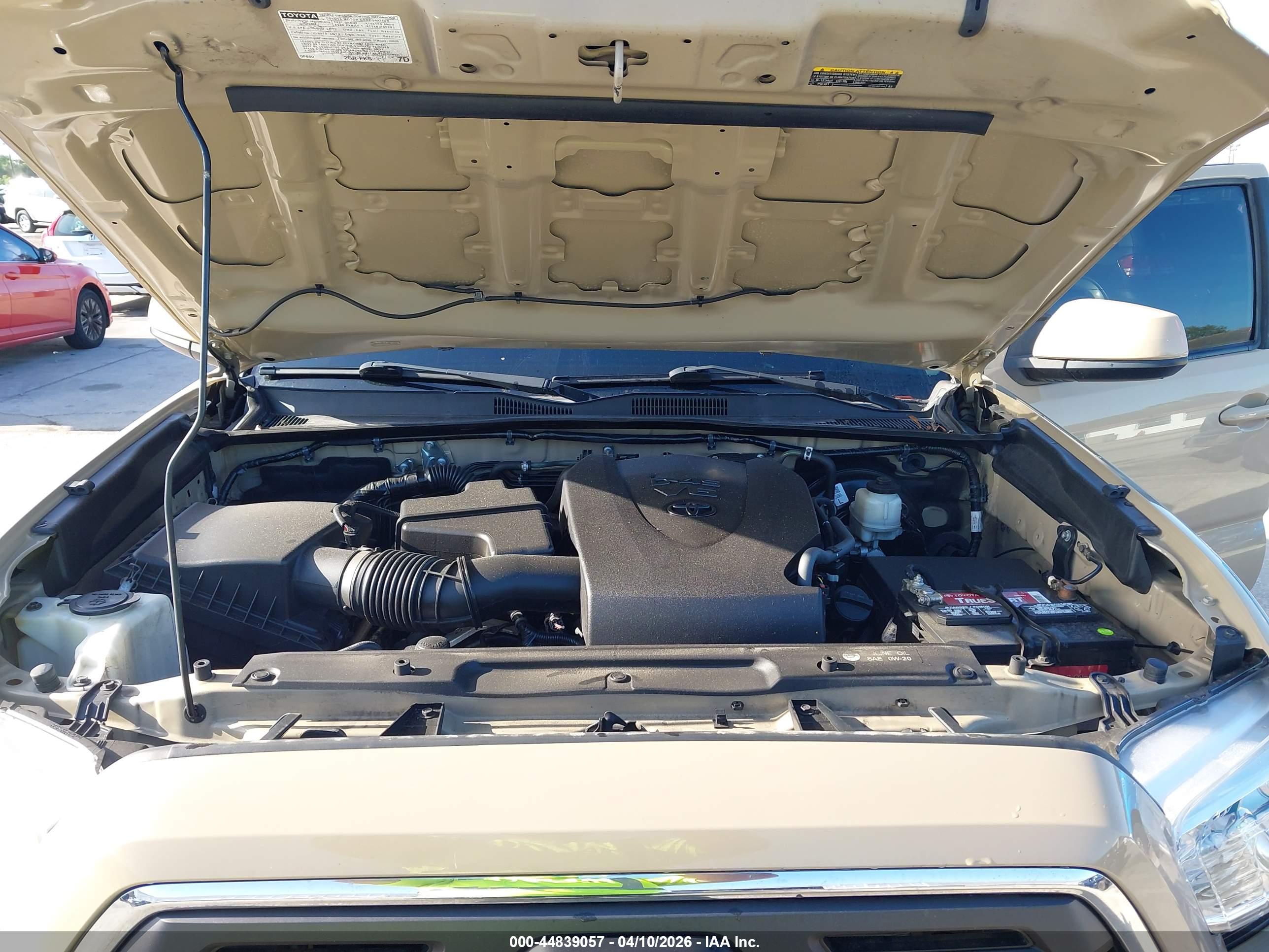 TOYOTA TACOMA image 10