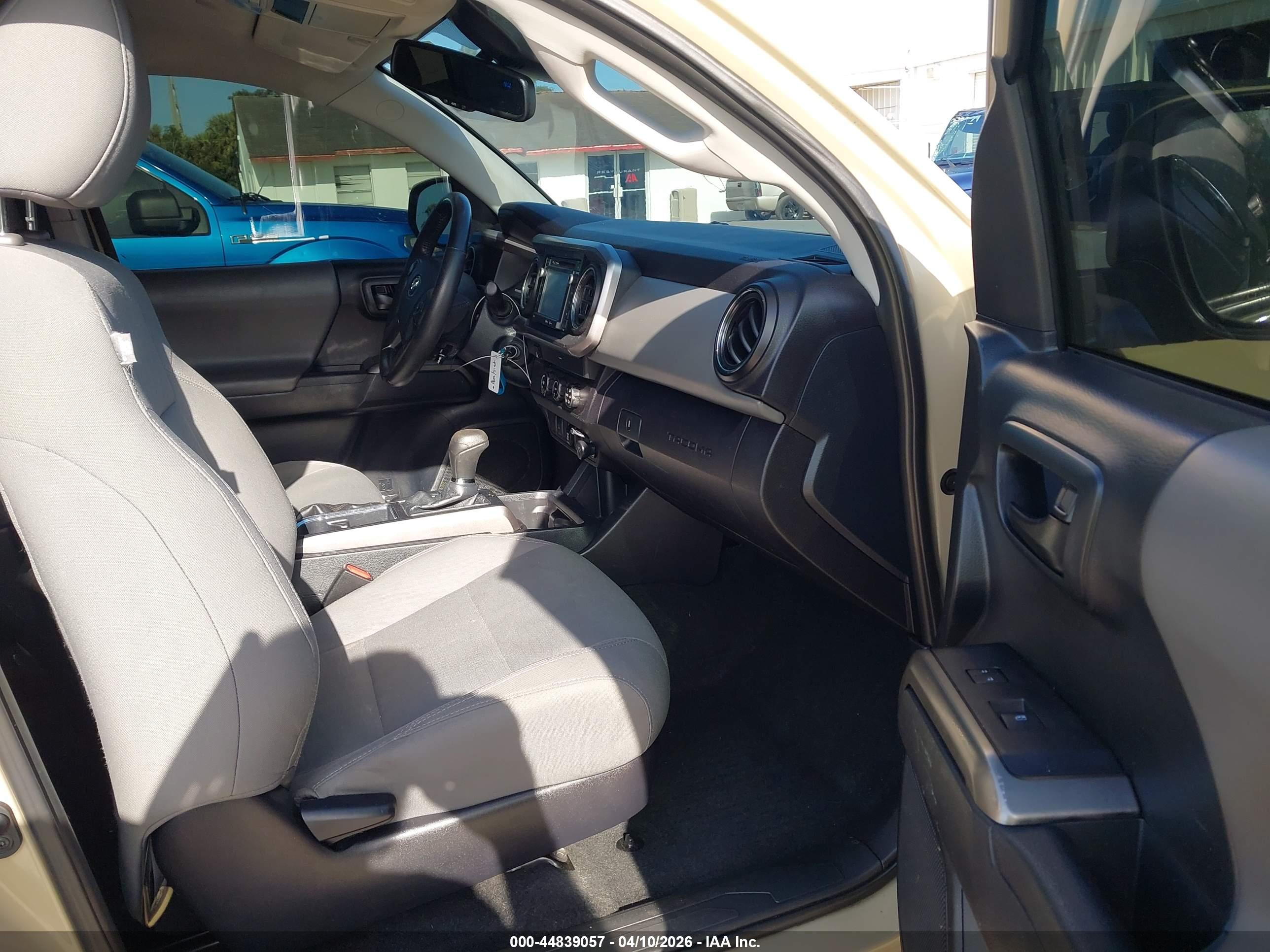 TOYOTA TACOMA image 5