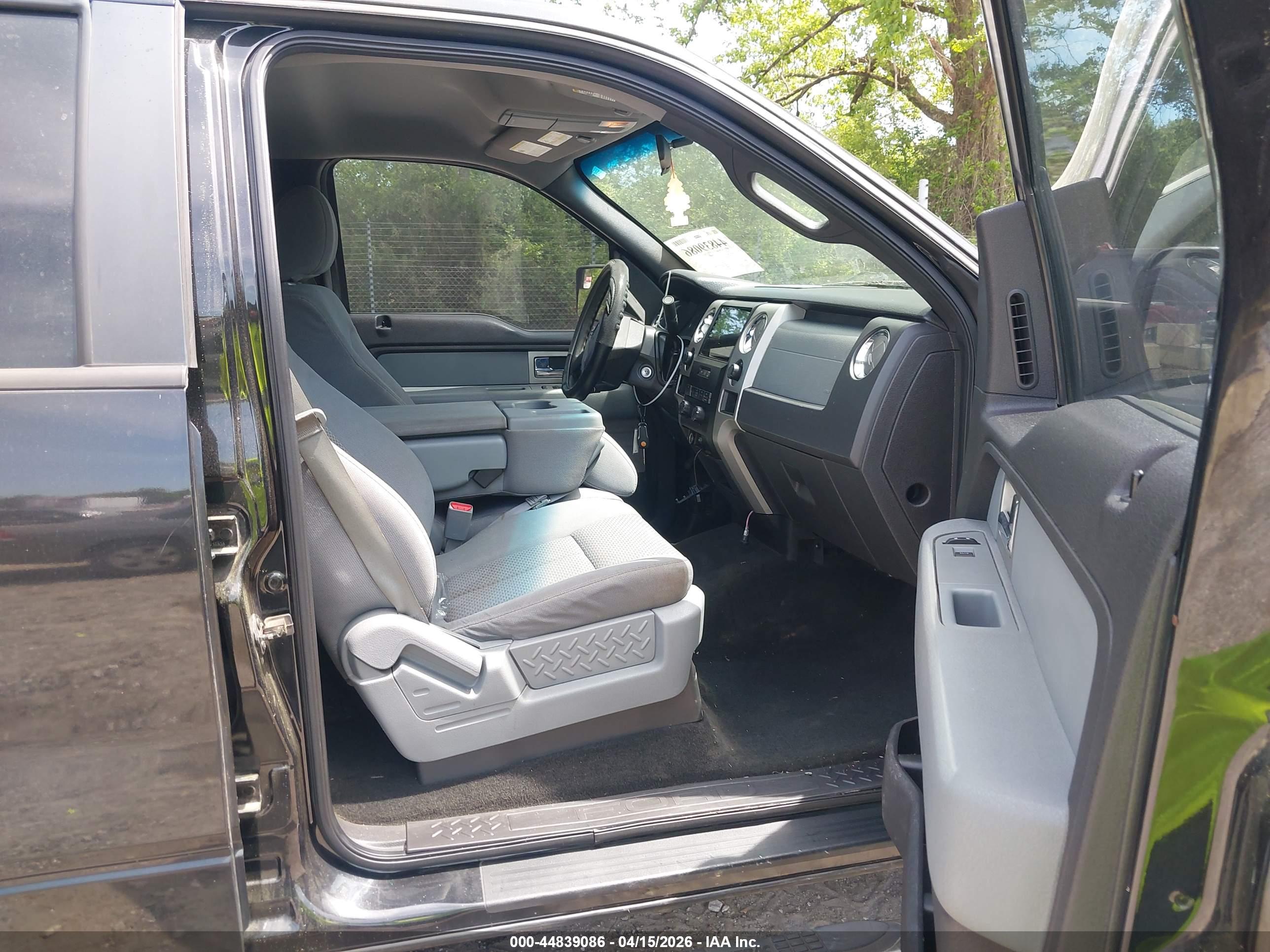 FORD F-150 image 5