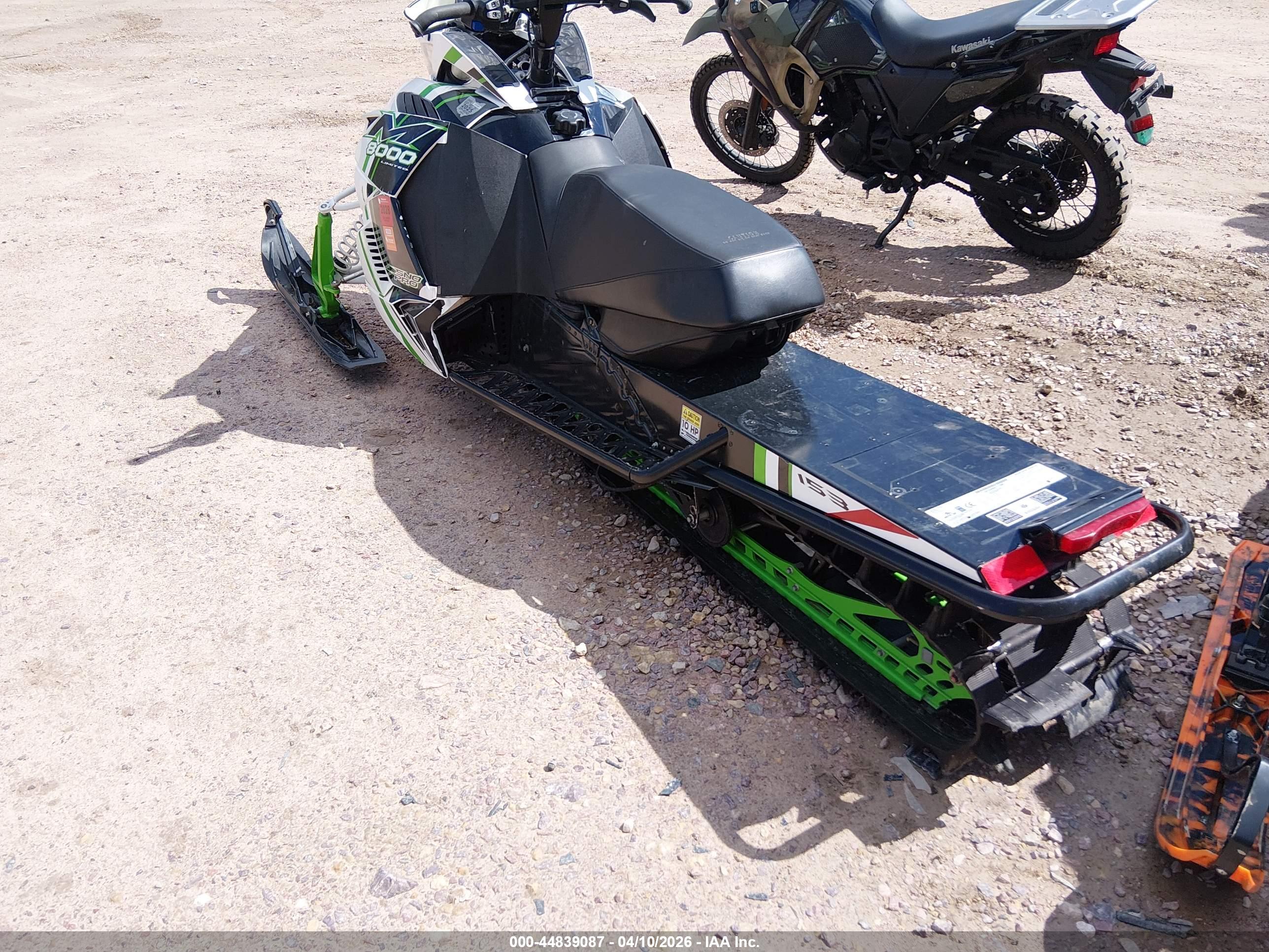 ARCTIC CAT image 3