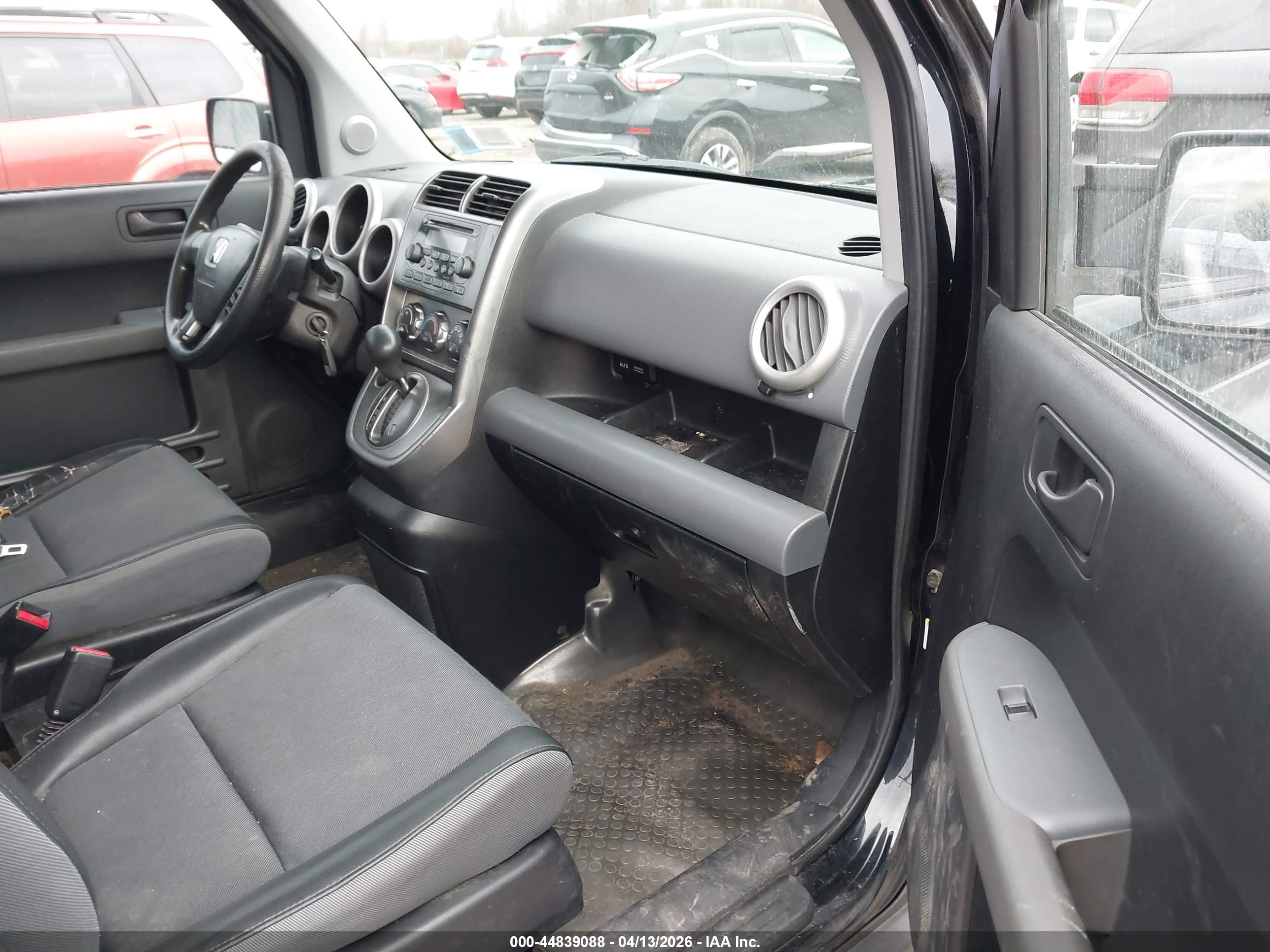 HONDA ELEMENT image 5