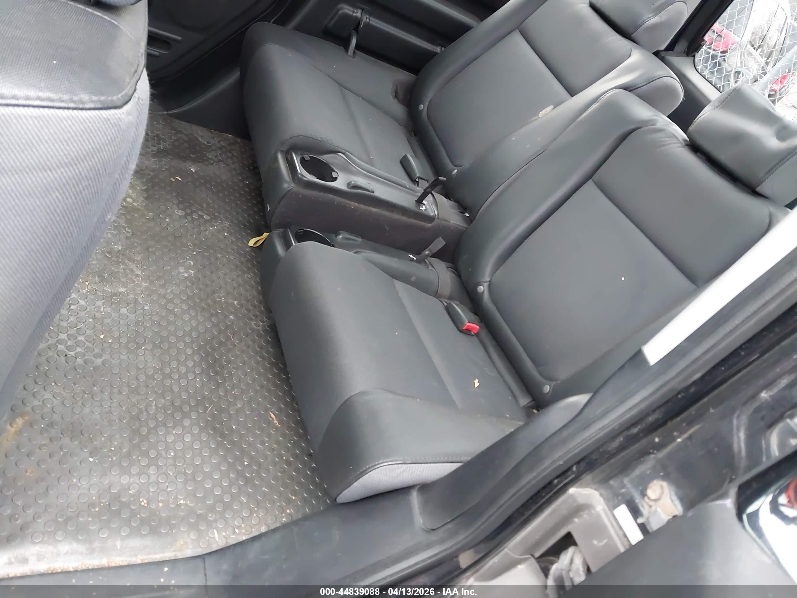 HONDA ELEMENT image 6